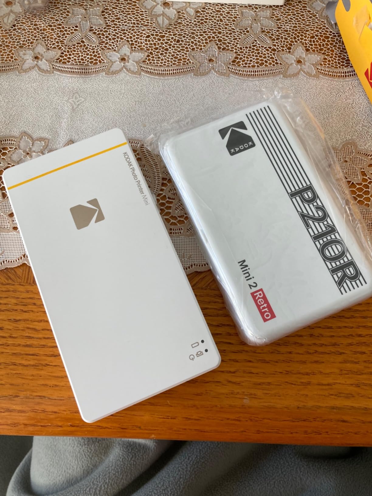 KODAK Mini 2 Retro 2x3 Portable Photo Printer, 4PASS, 38 Sheets, White customer photo 2