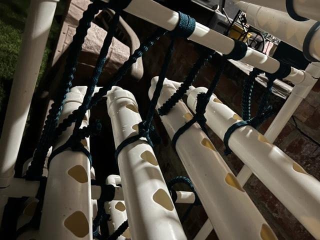 VIVOSUN Hydroponic Grow Kit, 1 Layer 36 Plant Sites 4 Food-Grade PVC-U Pipes Hydroponics Planting System with Water Pump, Pump Timer, Nest Basket and Sponge for Leafy Vegetables customer photo 2