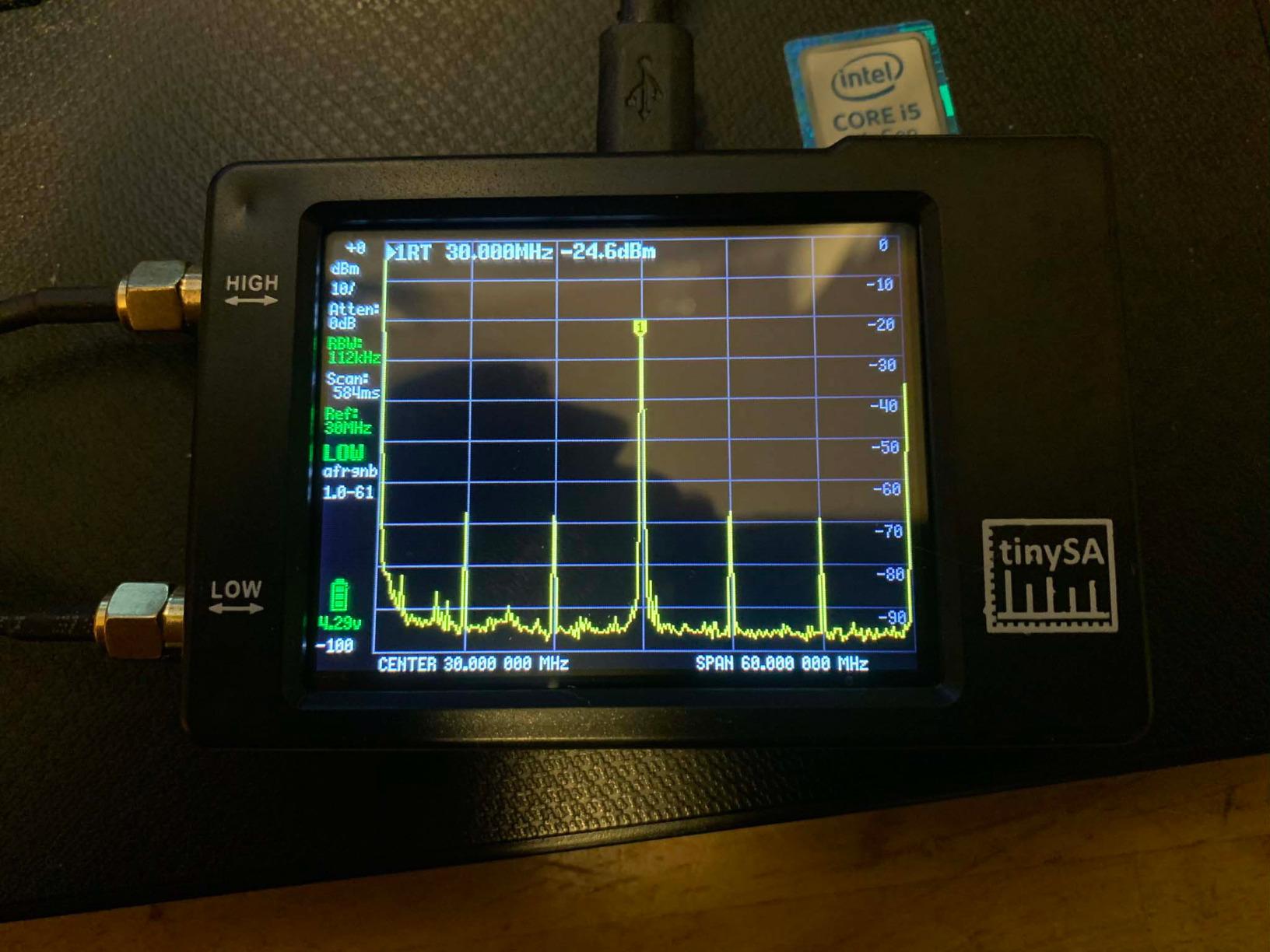 Portable Tinysa Spectrum Analyzer, AURSINC V0.3.1 Handheld Frequency Analyzer, Signal Generator 100kHz to 960MHz MF/HF/VHF UHF Input ESD Protected Function with 2.8 inch Touchscreen customer photo 2