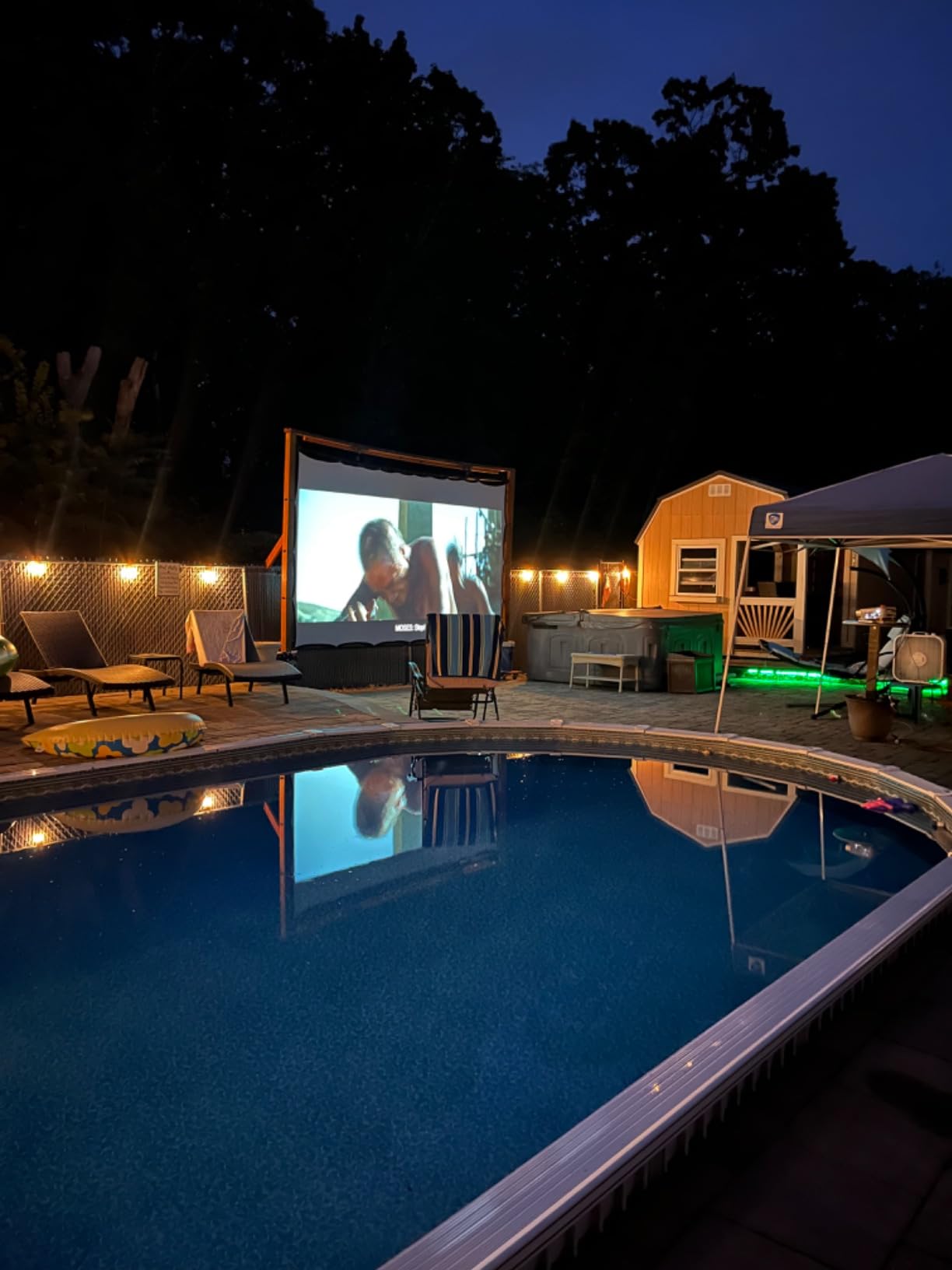 NIERBO 150 inch 16:9 Double Layer Projection Screen, Polyester Material, 1.5 Gain, Front Projection, Portable Indoor/Outdoor Movie Screen with Easy Installation Kit customer photo 2
