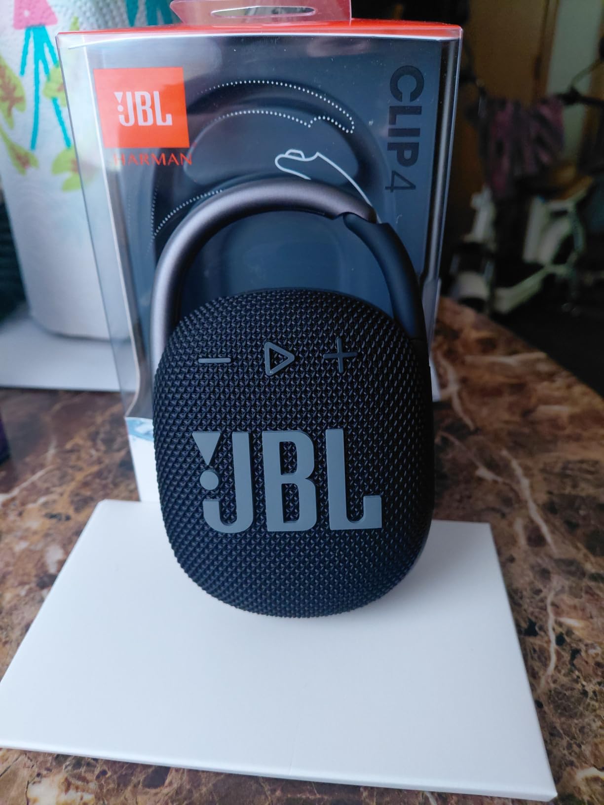 JBL Clip 4 - Portable Mini Bluetooth Speaker, big audio and punchy bass, integrated carabiner, IP67 waterproof and dustproof, 10 hours of playtime, speaker for home, outdoor and travel (Black) customer photo 1