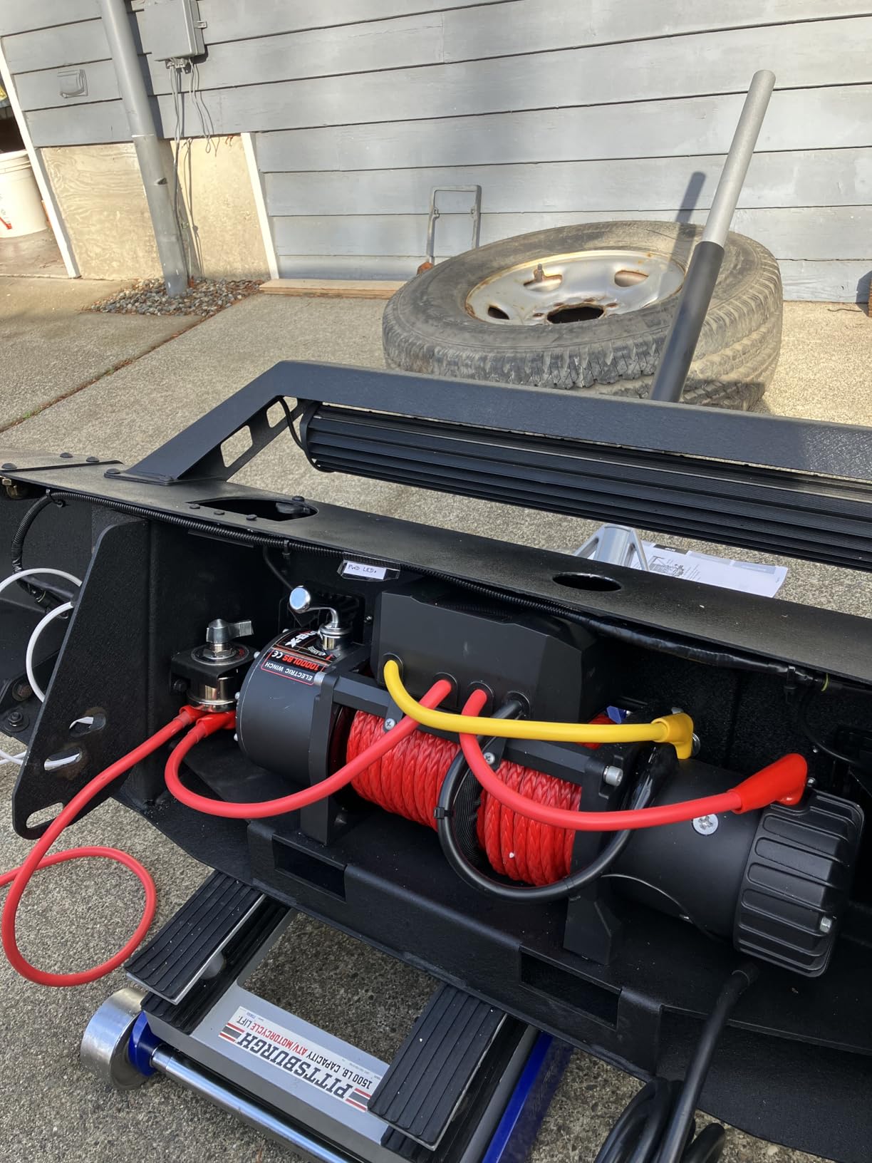 X-BULL Winch 10000 lb. Load Capacity Electric Winch Kit 12V Synthetic Rope,Waterproof Electric Winch with Hawse Fairlead, with Wireless Handheld Remote and Corded Control Recovery customer photo 1
