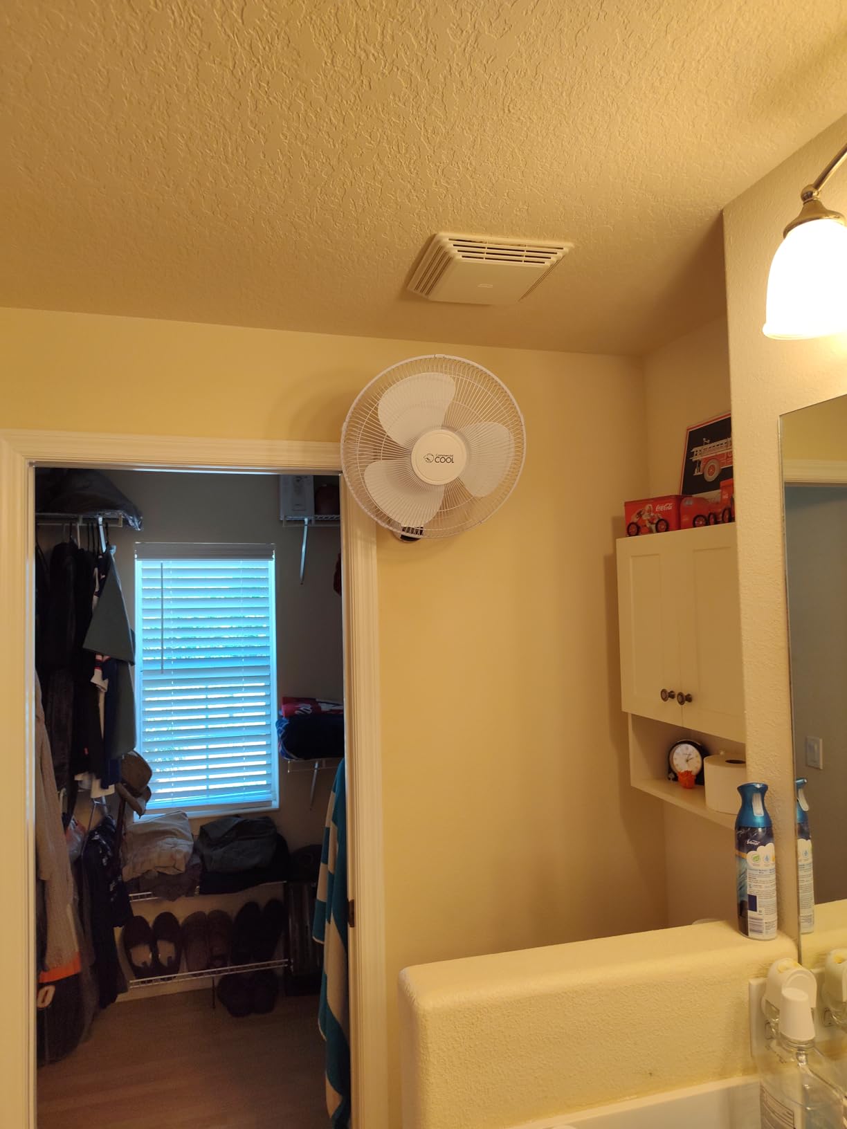 Commercial Cool 16 inch Wall Fan with Remote, White (CCFWR16W) | Wall Mount Fan with Adjustable Tilt, 3 Fan Speeds, Shut-off Timer, Full Function Remote Control customer photo 1