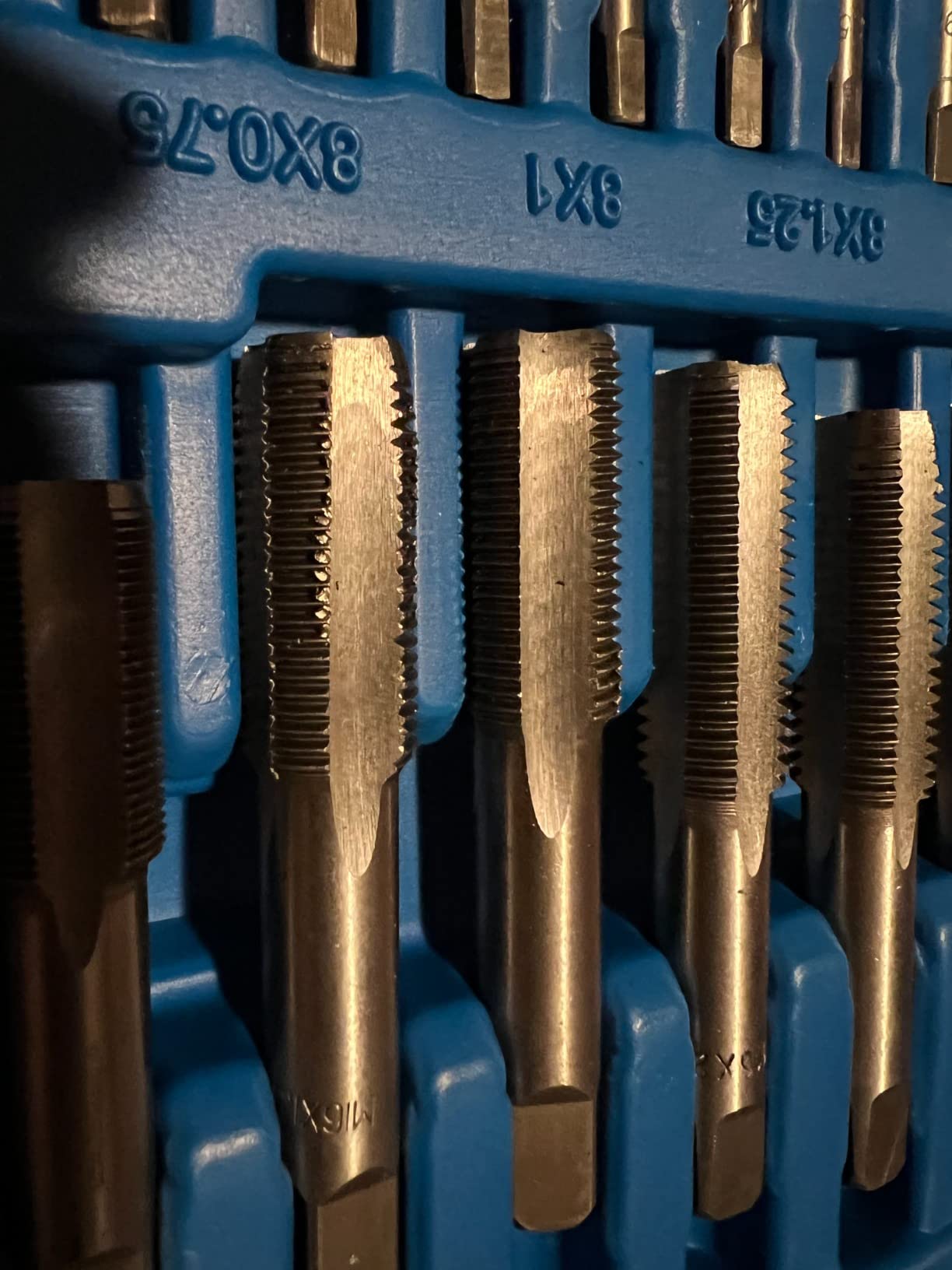 110PCS Tap and Die Set, Metric Tap and Die Rethreading Kit customer photo 2