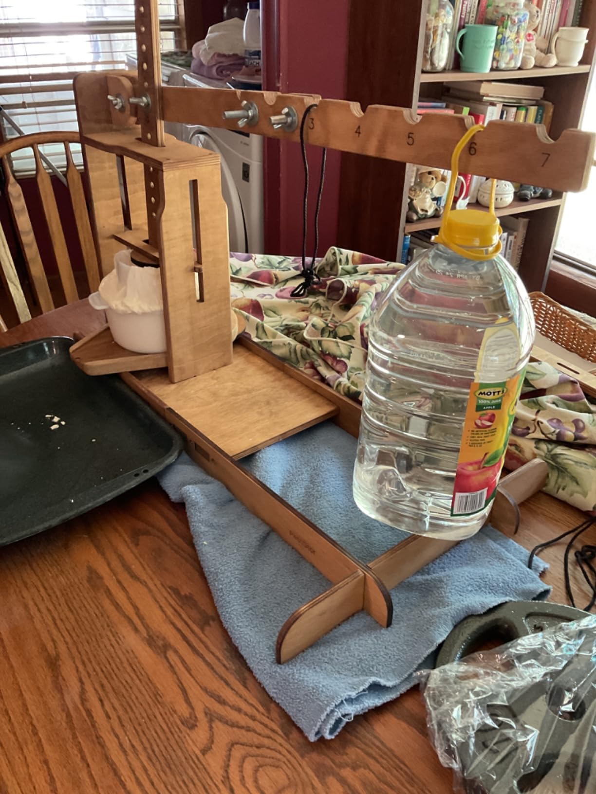 Dutch Wooden Cheese Press - Cheese Making Kit (Wooden Cheese Press with Lever and 2 Cheese Molds 1.2L)-Cheese Press for Home Cheese Making pressure up to 200 lbs customer photo 2