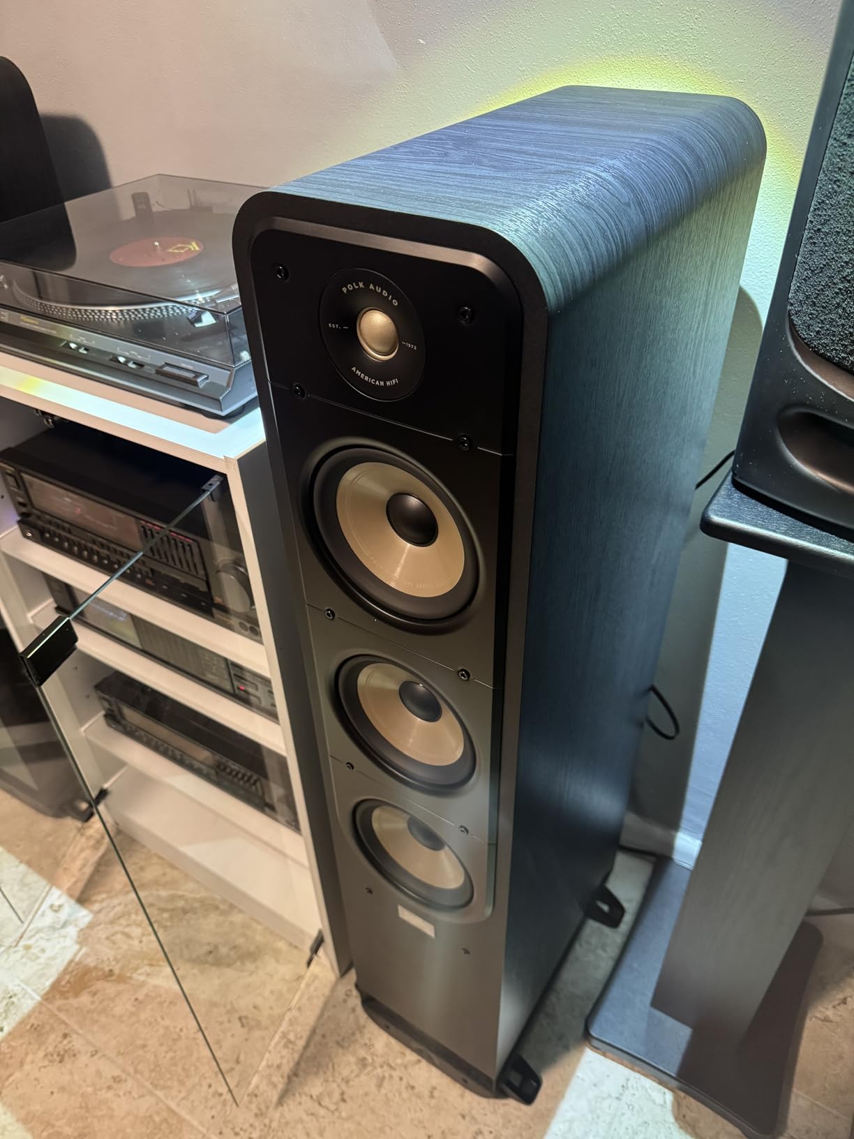 Polk Audio Signature Elite ES60 Tower Speaker, Single, Stunning Black customer photo 1