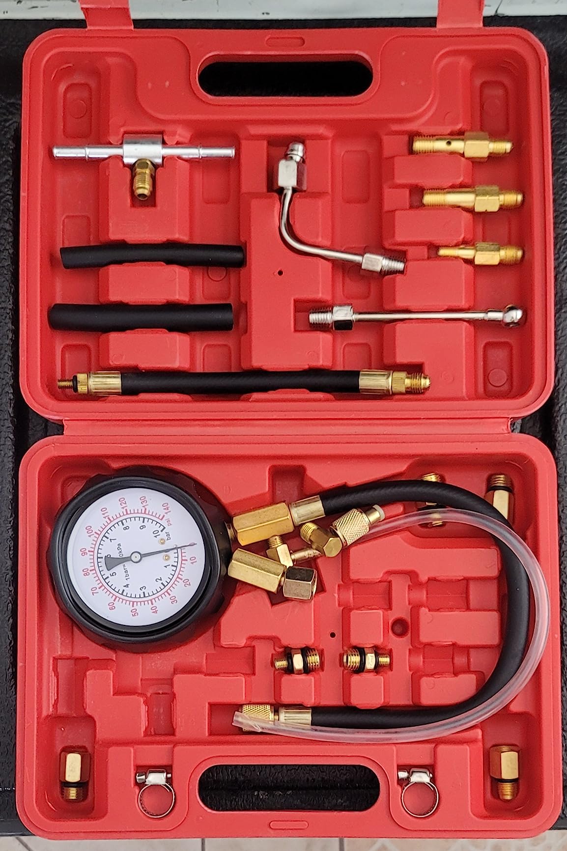 0-140 PSI Automotive Fuel Pressure Tester Kit for Gasoline Engines customer photo 2