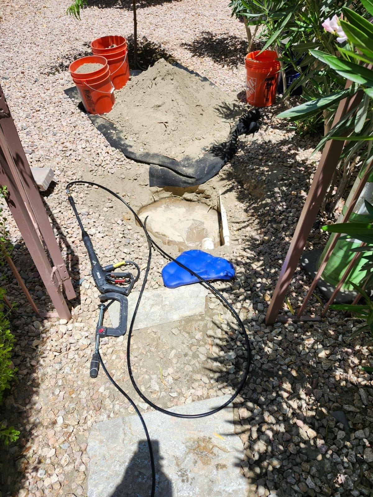 Hourleey Sewer Jetter Kit for Pressure Washer 100FT, Drain Cleaner Hose 1/4 Inch NPT, Orifice 4.0 Button Nose and Rotating Sewer Jetting Nozzle Spanner Tape Pearl Corsage Pin, 4000 PSI customer photo 1