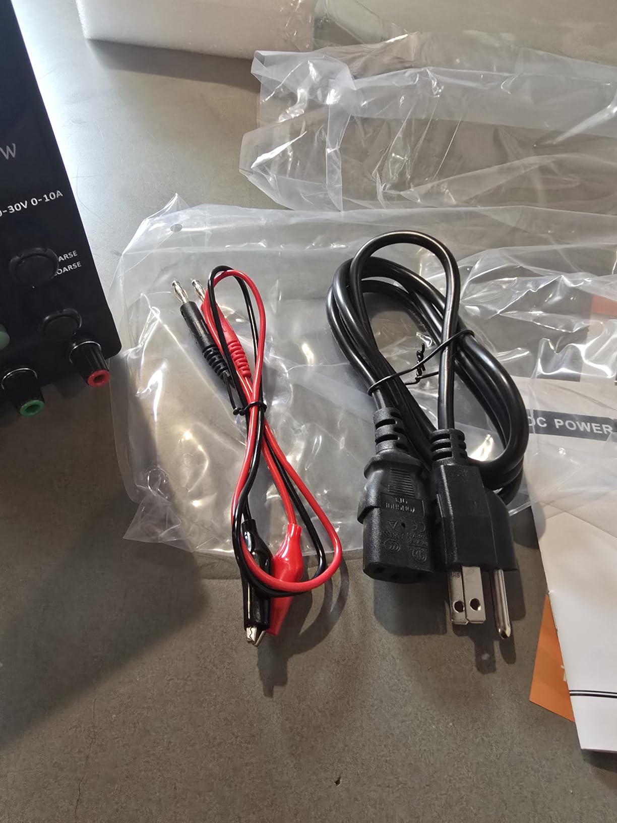DC Power Supply Variable, 0-30V 0-10A Adjustable Switching DC Regulated Bench Power Supply with High Precision 4-Digit LED Display, 5V/2A USB Port, Coarse and Fine Adjustment SPS-3010 customer photo 1