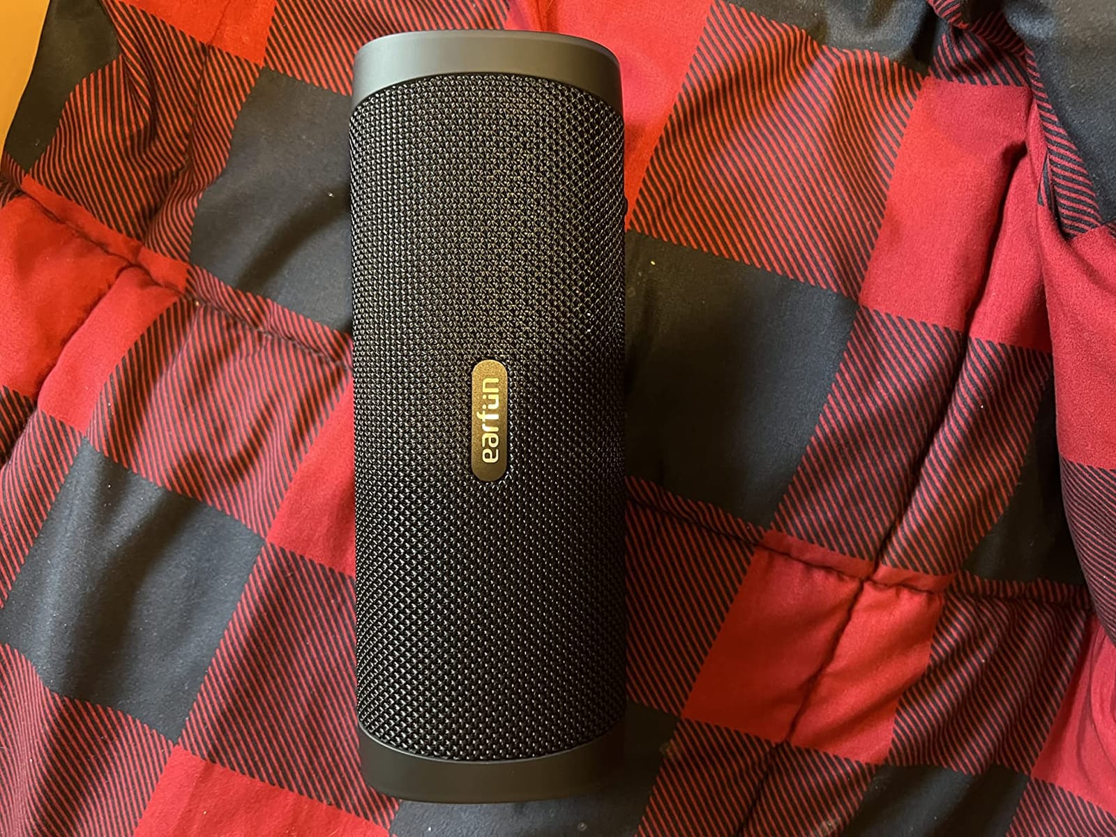 EarFun UBOOM L Bluetooth Speaker, Portable Speaker 28W Loud Stereo Sound, Rich Bass, IP67 Waterproof, Dual Pairing, Built-in Mic, Low Latency, Wireless Speakers for Party, Indoor & Outdoor customer photo 2
