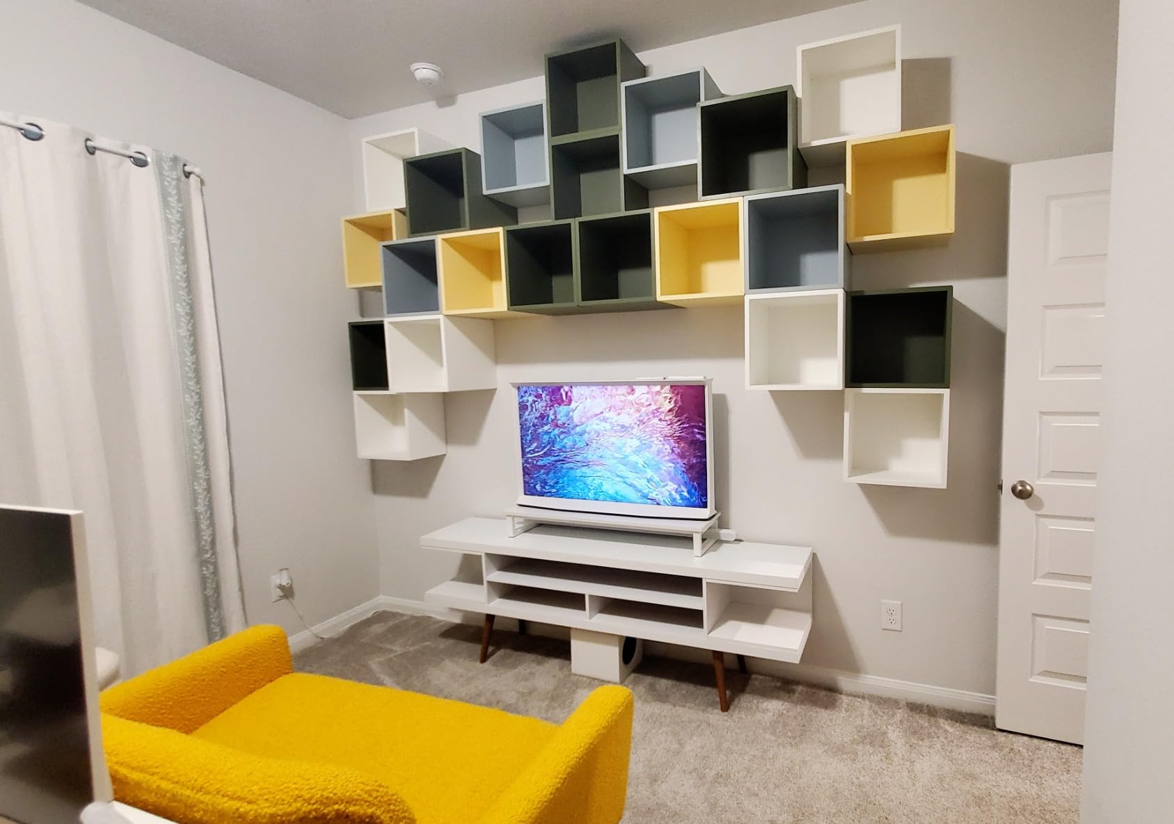 SAMSUNG 65-Inch Class The Serif LS01B Series - QLED 4K, I-Shaped Design, Anti-Reflection Matte Display, Portable Easel Stand, Ambient Mode+ Smart TV w/ Alexa Built-in (QN65LS01BAFXZA, Latest Model) customer photo 2
