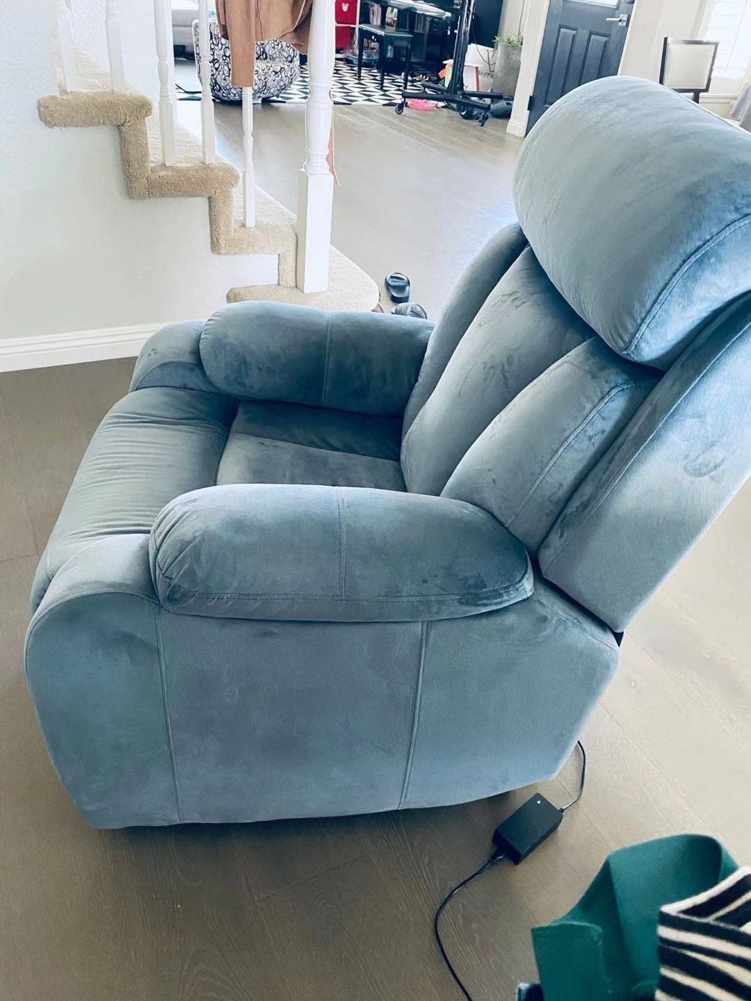 cinkehome Small Power Lift Recliner for Elderly, Lift Chair Recliners, Electric Recliner Chairs for Seniors, Remote Control, Adjustable, Side Pocket (Navy Blue) customer photo 2