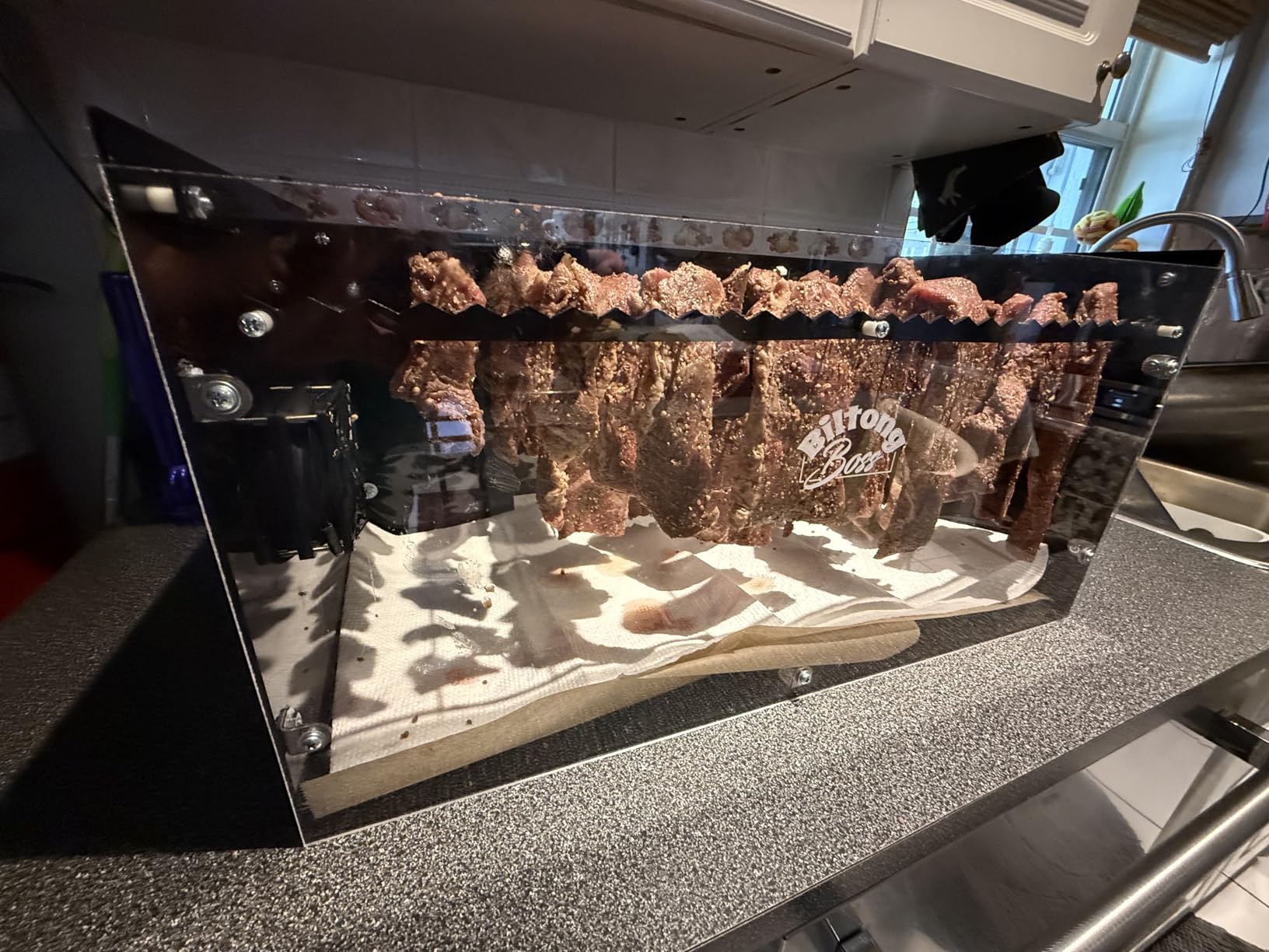 The Biltong Boss® Biltong Box - a Professional Biltong and Droëwors Drying Chamber with a Recipe Book, 25lb meat capacity, 2ft x 1ft x 1ft, Black & Clear, Kit customer photo 1