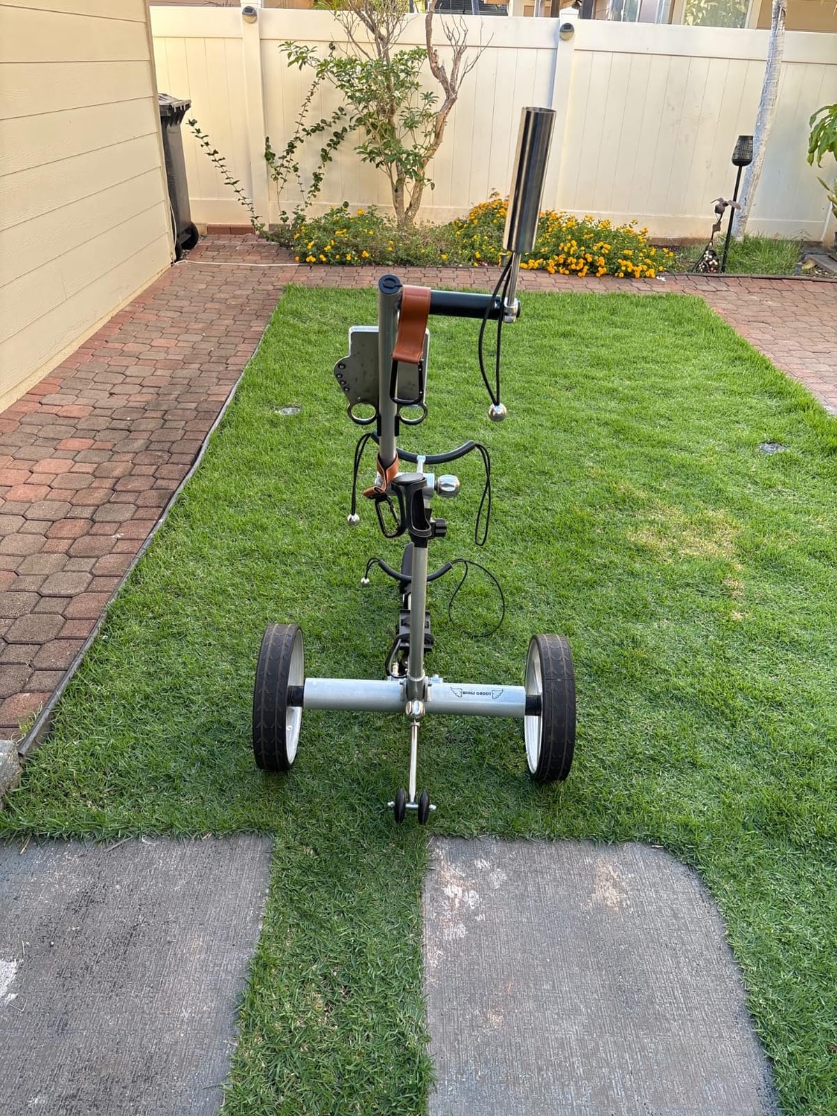 Electric Golf Push Cart with Remote Control – Up to 36 Hole & 1500 Life Cycle Lithium Battery Twin Motors Lightweight customer photo 1