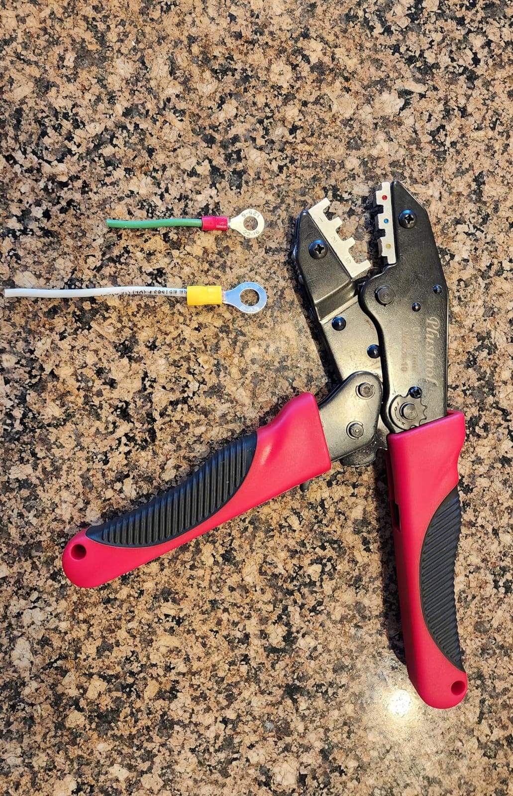 Plustool Crimping Tool for Heat Shrink Connectors AWG22-10, Ratcheting Wire Terminal Crimper - Crimping Pliers - Electrical Crimping Tool customer photo 2