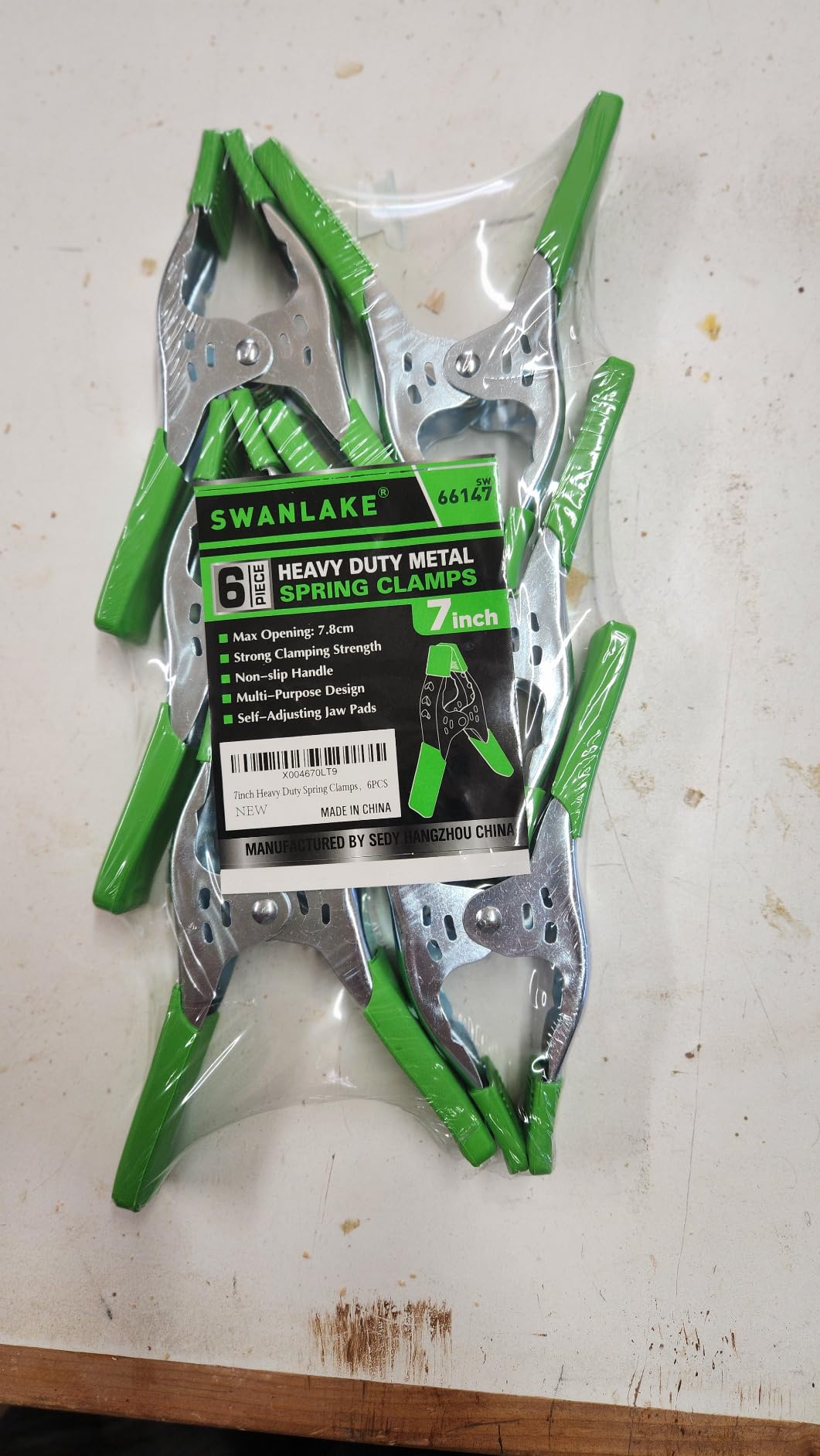 SWANLAKE 16-Piece 6 inch Spring Clamp, Heavy Duty Metal Spring Clamps, Backdrop Clips, 2.4 inch Jaw Opening customer photo 2