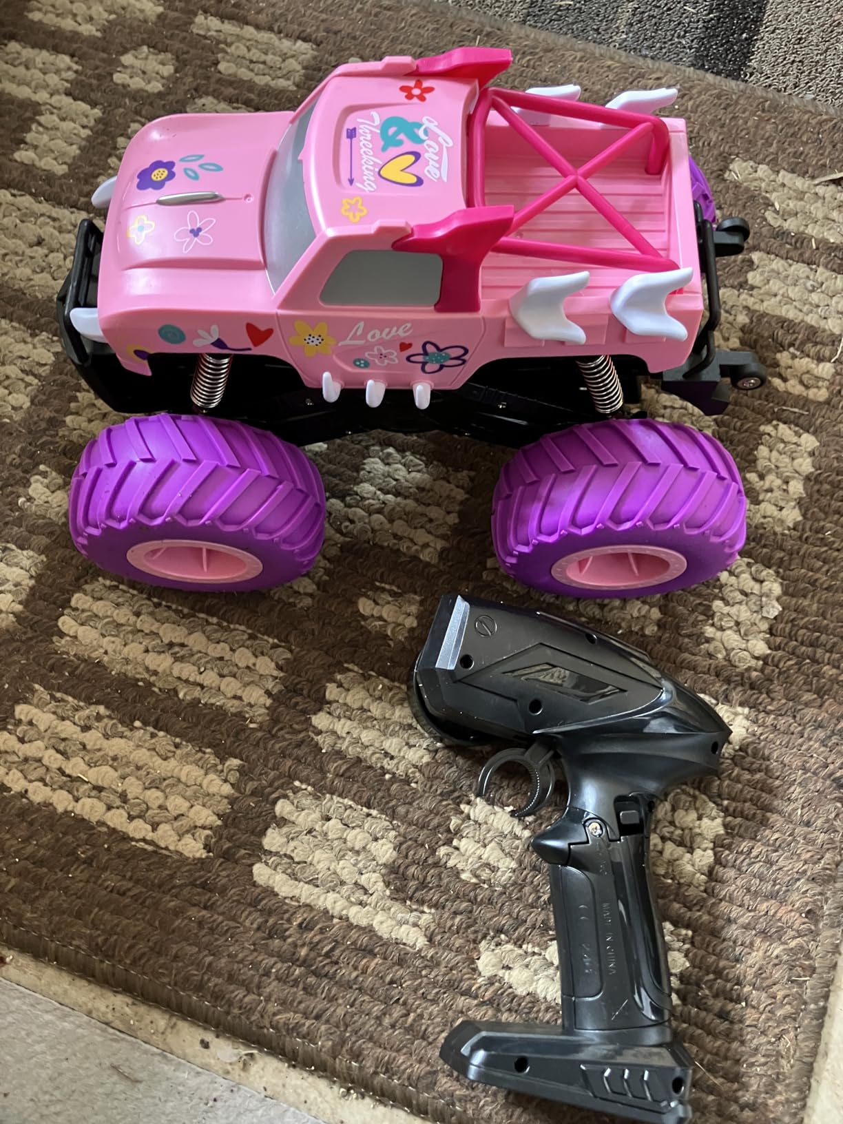 Threeking 1:16 Amphibious Monster Truck All Terrain Remote Control Car Toys customer photo 1