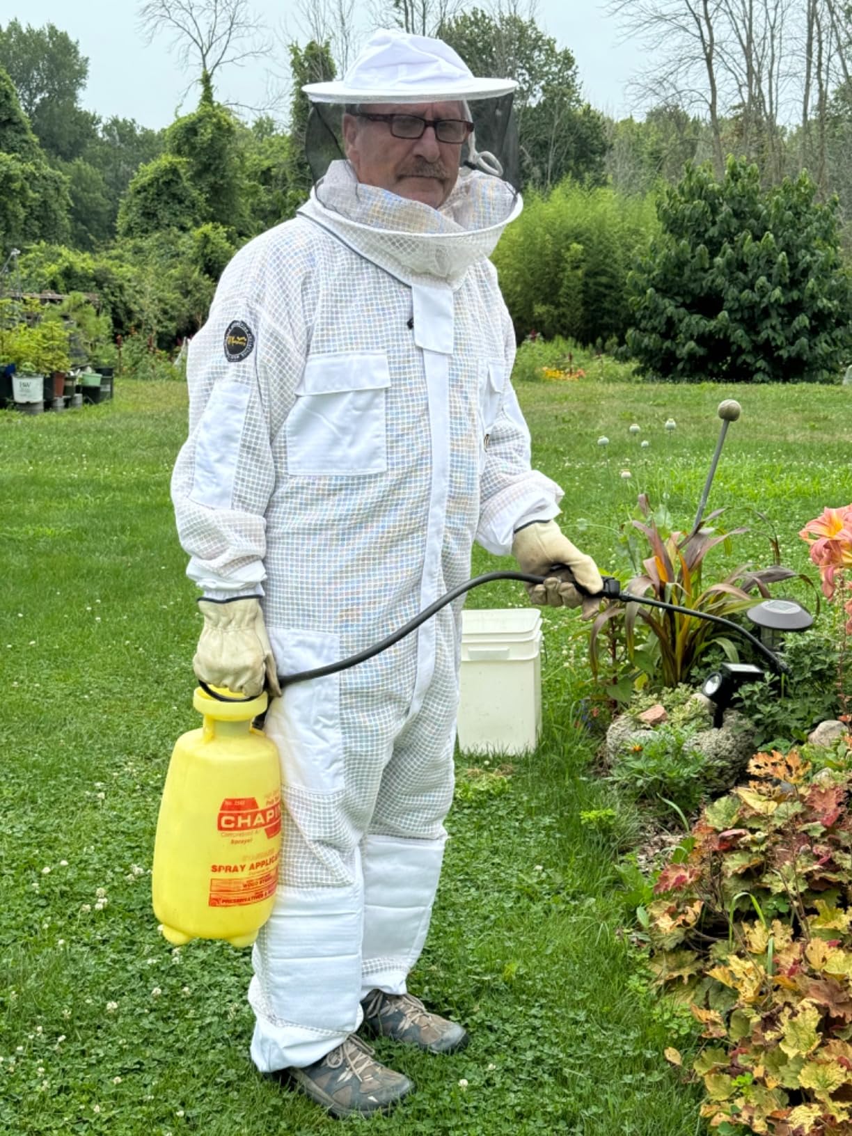 3-Layer Ultra Ventilated Sting Proof Bee Suit for Men & Women – Premium Beekeeping Suit with Bee Gloves & Two Detachable Beekeeping Veils (Brown 2XL) customer photo 2
