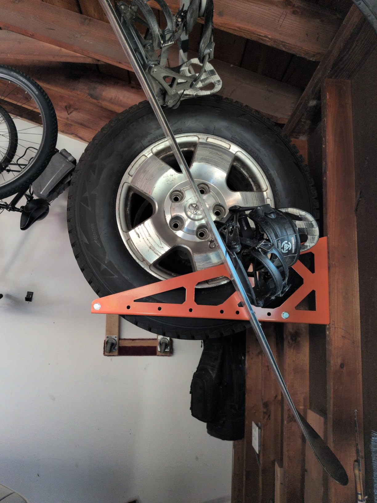 Tire Rack Wall Mount Adjustable 31