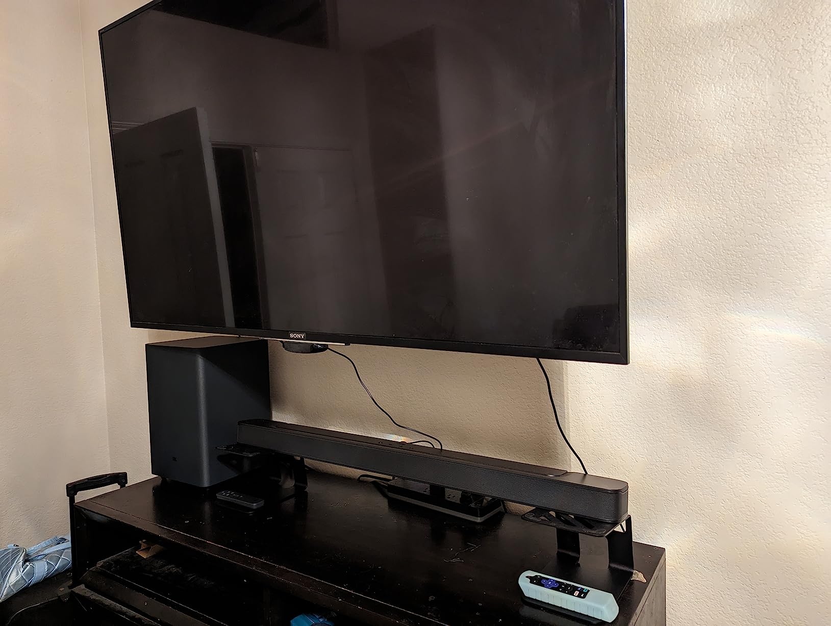 JBL Bar 2.1 Deep Bass (MK2) - 2.1 Channel soundbar with Wireless subwoofer (6.5''''), 300W Max Output, Bluetooth Enable (Black) customer photo 1