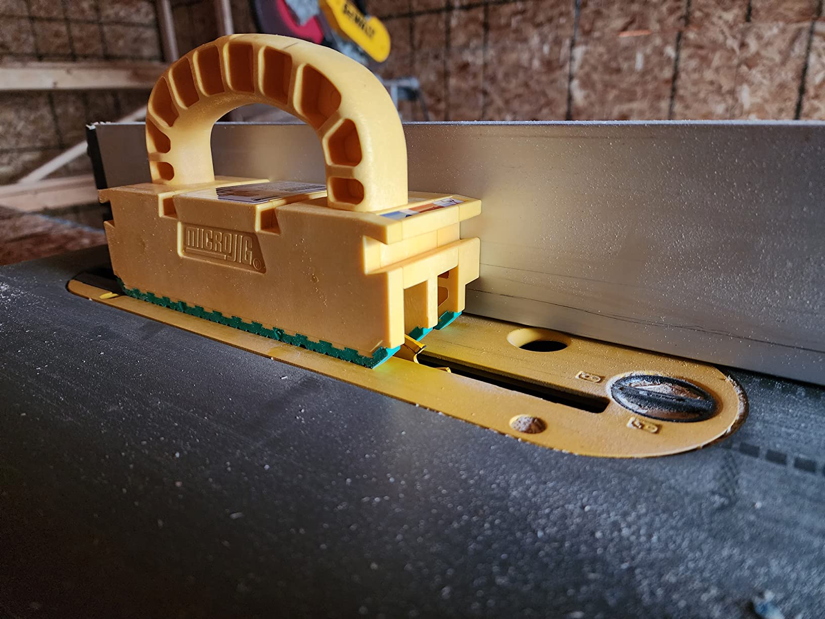 MICROJIG GRR-RIPPER 2GO Push Block for Routers, Jointers, Band and Table Saws, Woodworking Tool, Extreme Grip, GR2-GO, Yellow/Green customer photo 1