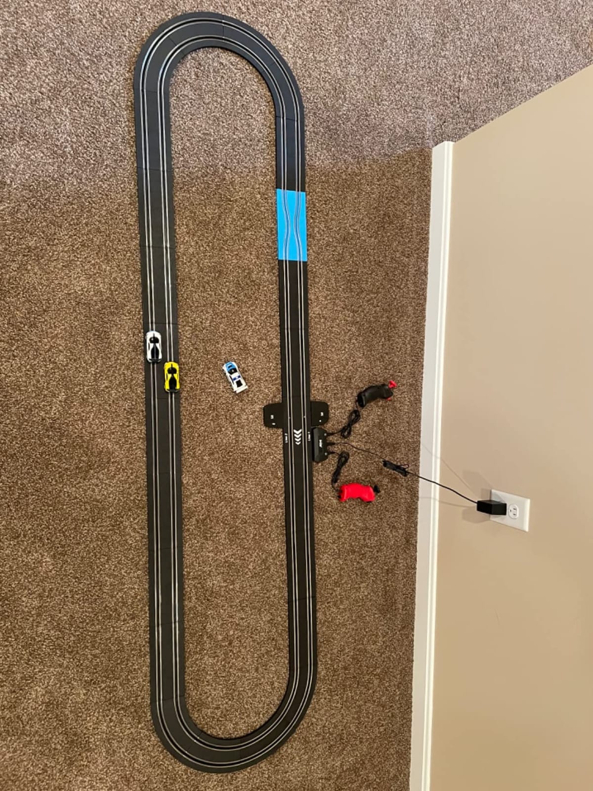 AGM MASETCH High Speed Series Tram Dual Track Set, Track with 4 Vehicles Official Licensed Slot car Racing, Comes with 2 Hand Controls and Track Parts and a Lap Counter. customer photo 2