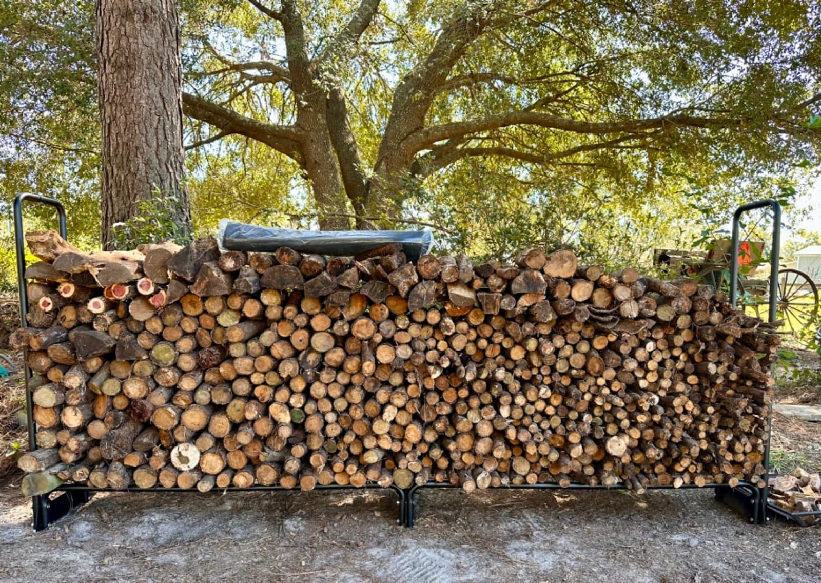 VEVOR 12.7FT Outdoor Firewood Rack with Cover, Firewood Holder for 3/4 Cord customer photo 2