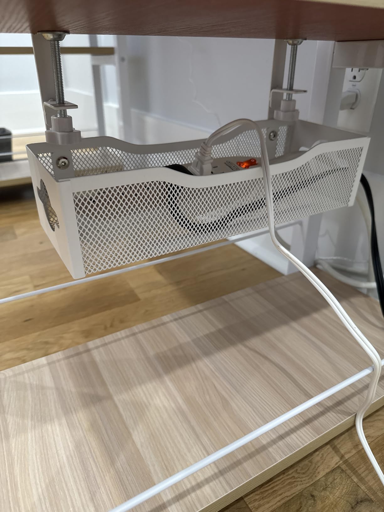Under Desk Cable Management Tray No Drill, Metal Mesh Cable Management Under Desk with Clamp Mount, 2 Hole Cable Tray with Wire Management and Cord Organizer for Home Office Standing Desk customer photo 1