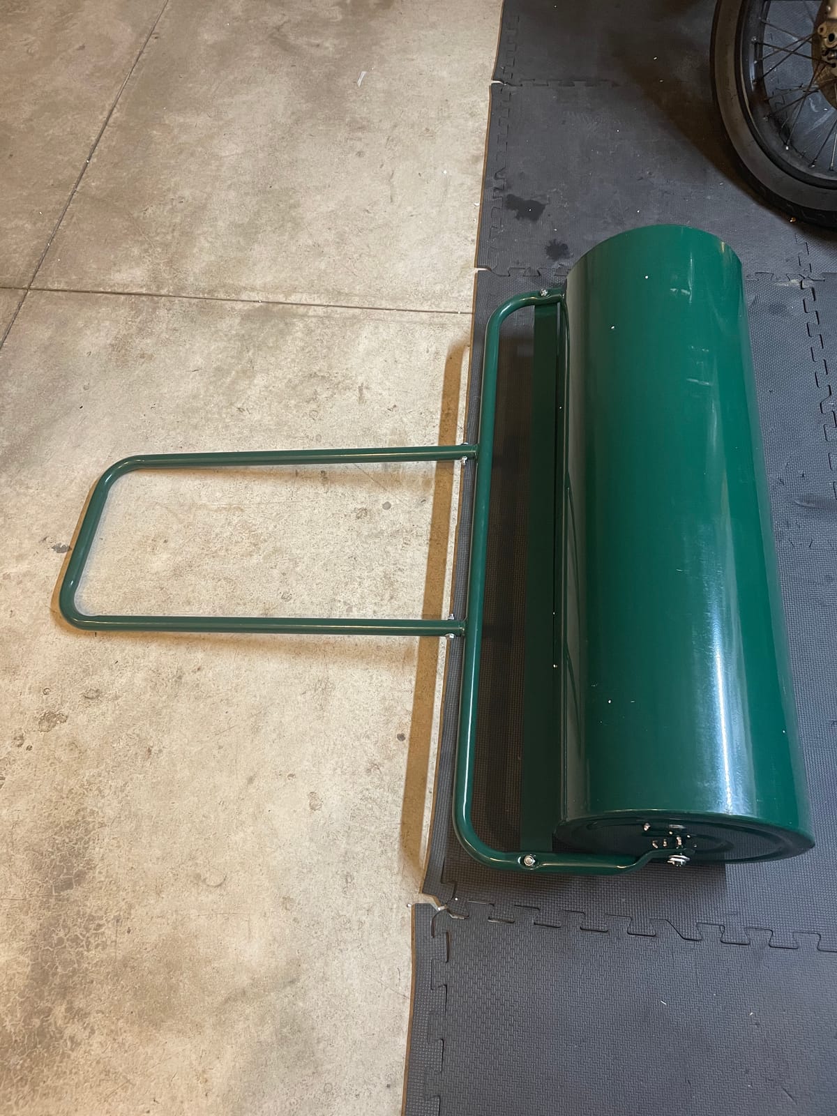 S AFSTAR 17 Gal Lawn Roller, Lawn Rollers Tow Behind Water Filled Sand Filled, Yard Roller Push Pull Behind, Lawn Soil Rollers, Grass Roller Sod Roller for Garden Lawn Yard Patio (36-inch/ 17 Gal) customer photo 2