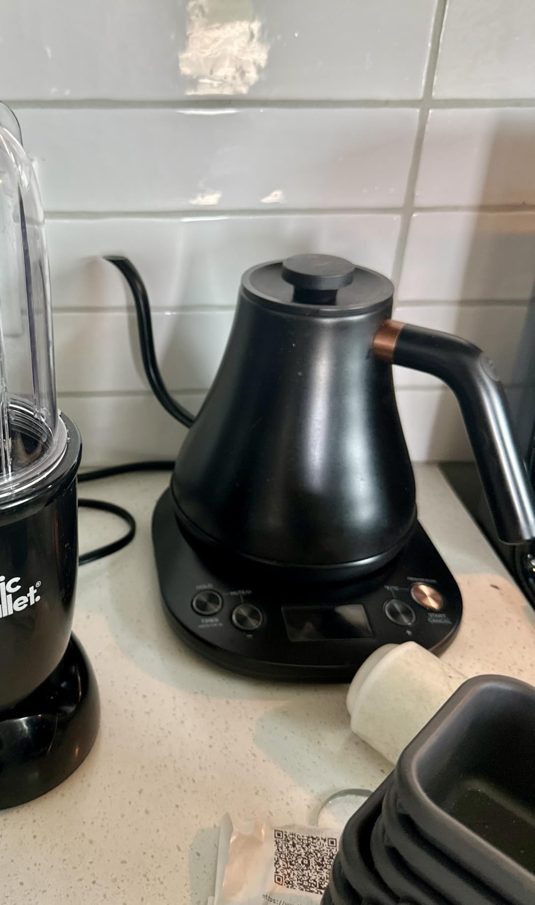 Mecity Electric Gooseneck Kettle With Keep Warm Function & LCD Display Automatic Shut Off Coffee Kettle Temperature Control Pour Over Kettle 1200 Watt, 0.8L, 120V, Off White customer photo 2