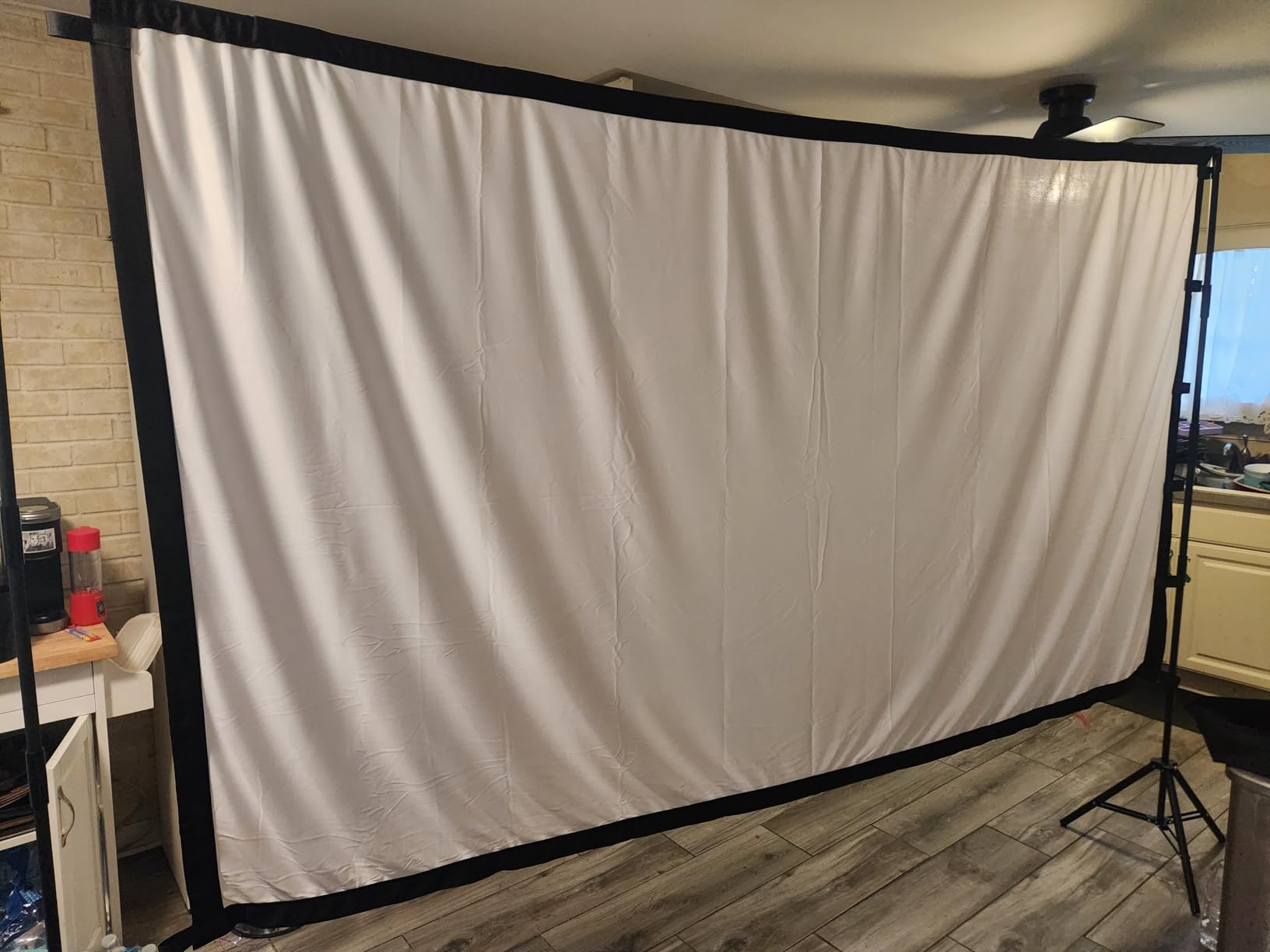 Wootfairy 100inch Projector Screen with Stand Small Portable Indoor Outdoor customer photo 2