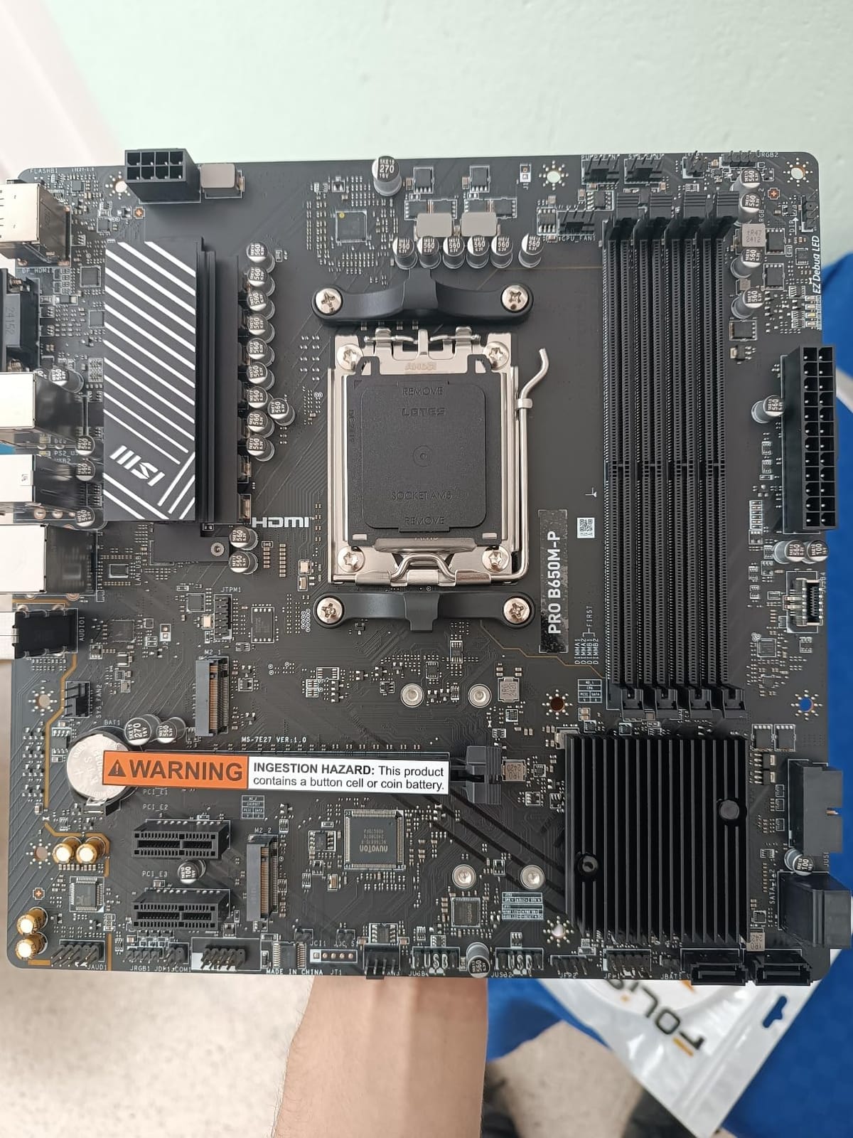 MSI PRO B650M-P ProSeries Motherboard (AMD Ryzen 9000/8000/7000 Series Processors, AM5, DDR5, PCIe 4.0, M.2, SATA 6Gb/s, USB 3.2 Gen 2, HDMI/DP, 2.5Gbps LAN, mATX) customer photo 2