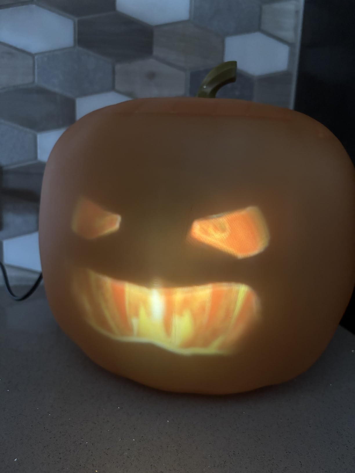 Jabberin' Jack Talking Animated Pumpkin with 8 Inch Screen and Built-in Projector + Speaker customer photo 2