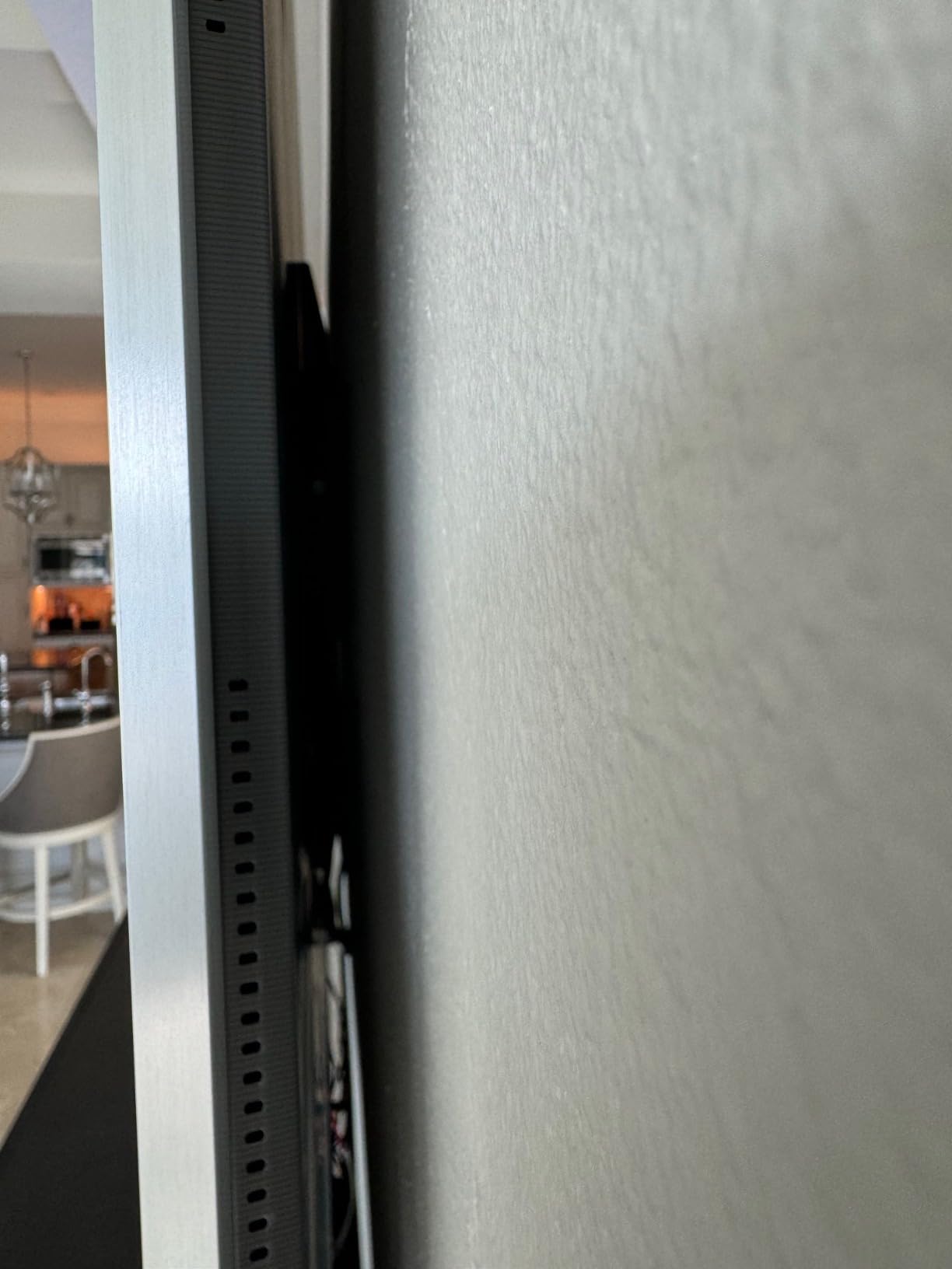 LG 83-Inch Class OLED evo M3 Series, 4K Processor, Smart Flat Screen TV, with Wireless 4K Connectivity, Alexa Built-in (OLED83M3PUA, 2023 Model) customer photo 1