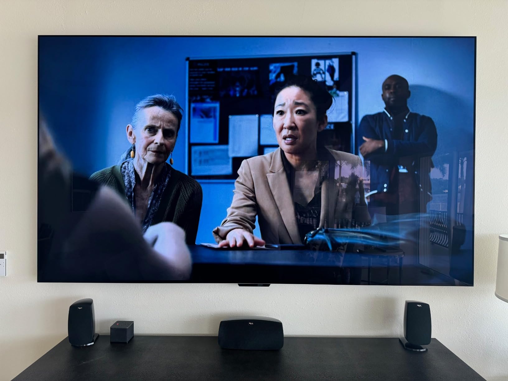 LG 83-Inch Class OLED evo M3 Series, 4K Processor, Smart Flat Screen TV, with Wireless 4K Connectivity, Alexa Built-in (OLED83M3PUA, 2023 Model) customer photo 2