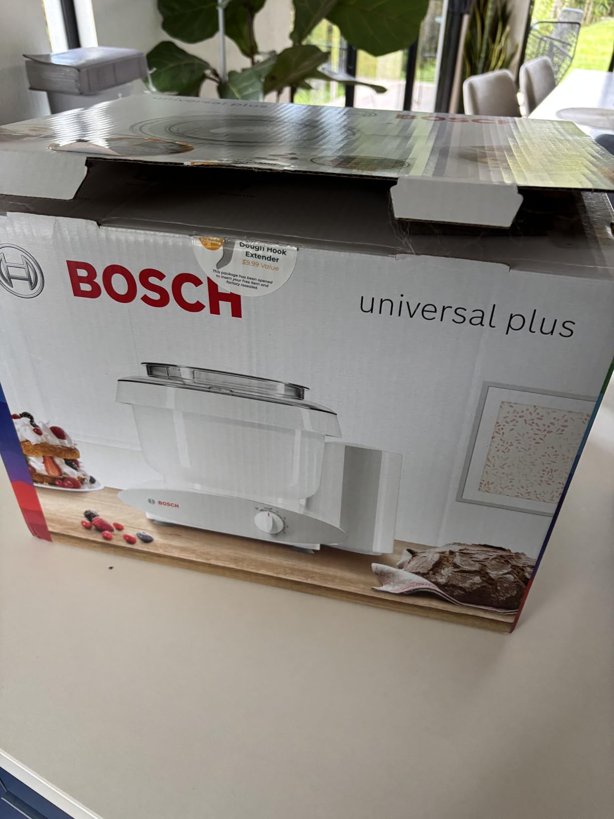 Bosch Universal Plus Stand Mixer 500 Watt, 6.5 Quarts with Wire Whips, Dough Hook & NutriMill Dough Hook Extender Bundle customer photo 1