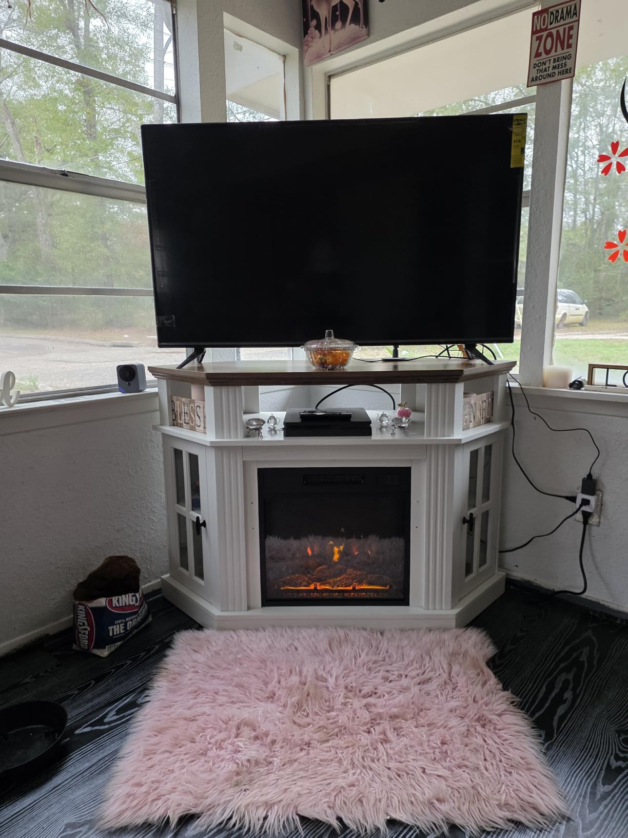 Furmax Fireplace Corner TV Stand for Up to 55 Inch, Antique White customer photo 1