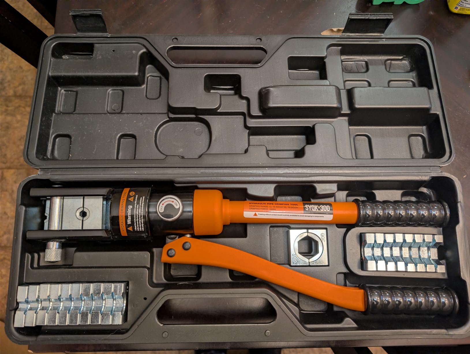 Brileine 10 Tons Hydraulic Crimping Tool with 9 Dies, 12 to 2/0 AWG customer photo 1
