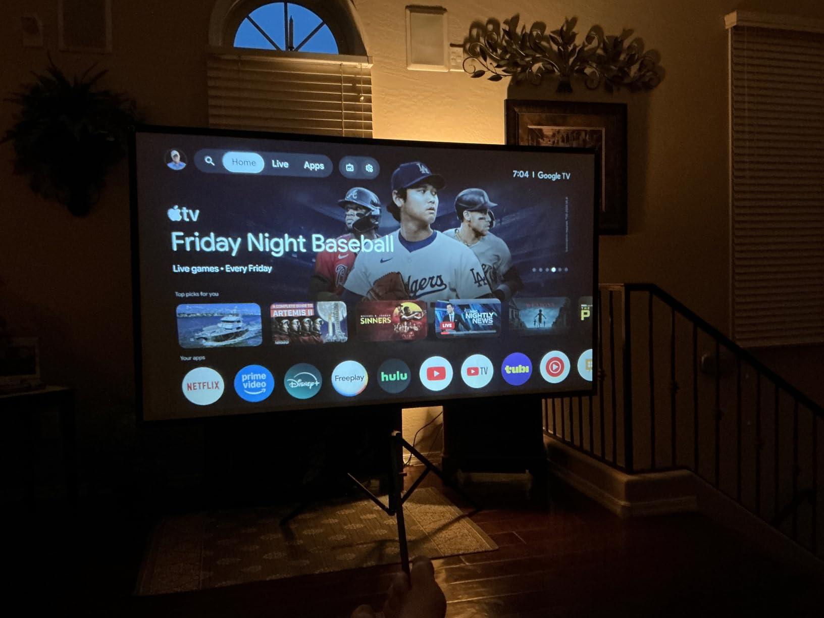 Projector Screen with Stand, 80 Inch Portable Projector Screen Outdoor Indoor, 1.2 Gain Fiberglass Projection Screen, 16:9 Outdoor Movie PVC Screen with Carrying Bag for Movie Night(White Screen) customer photo 1