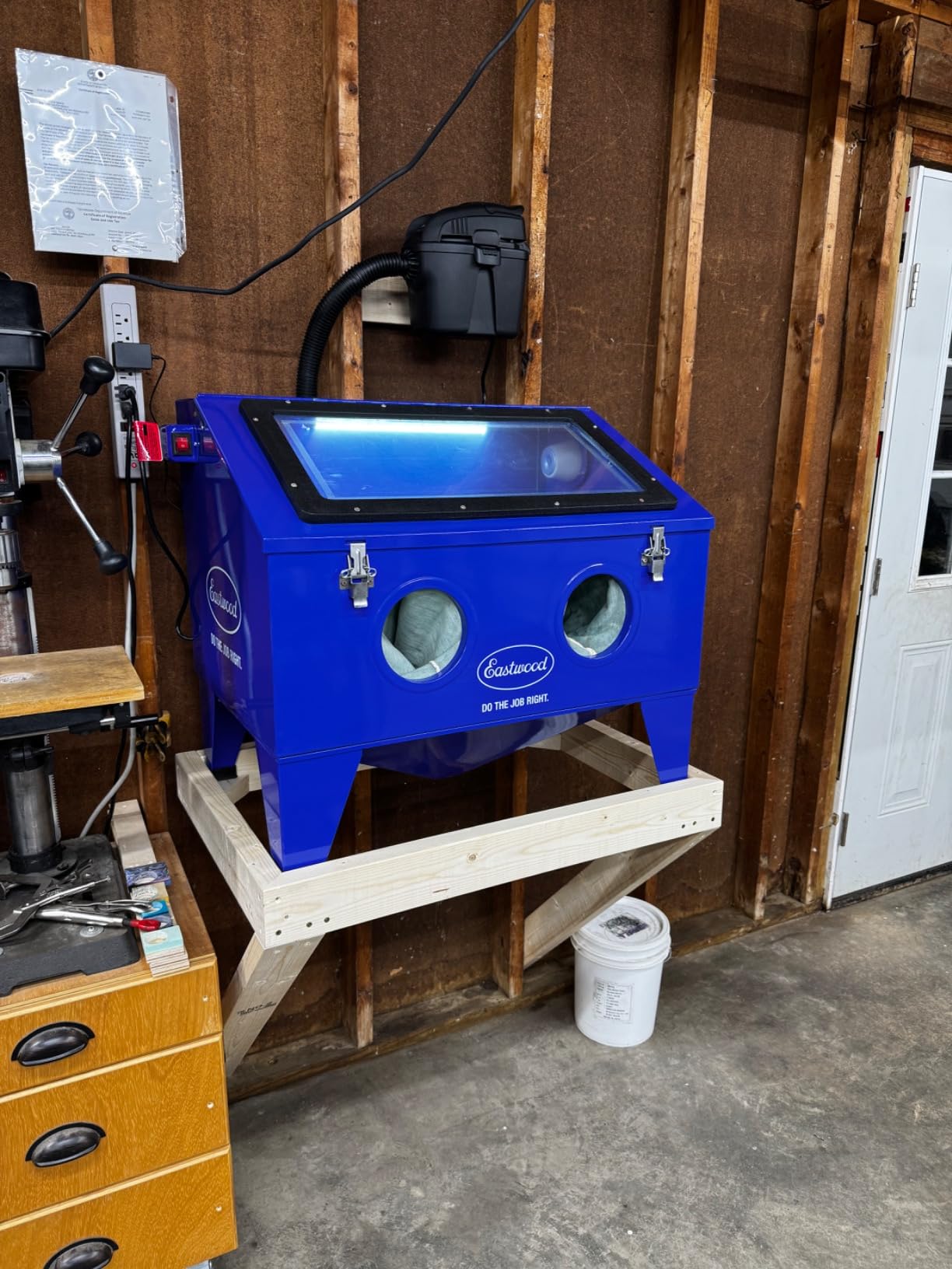 Eastwood B120 Sand Blasting Cabinet Kit | Heavy Duty Steel Sand Blaster Media Cabinet for Paint Removal, Metal Restoration, Rust Removal, Sandblasting | Holds Up to 150 Lbs of Abrasive Media customer photo 2