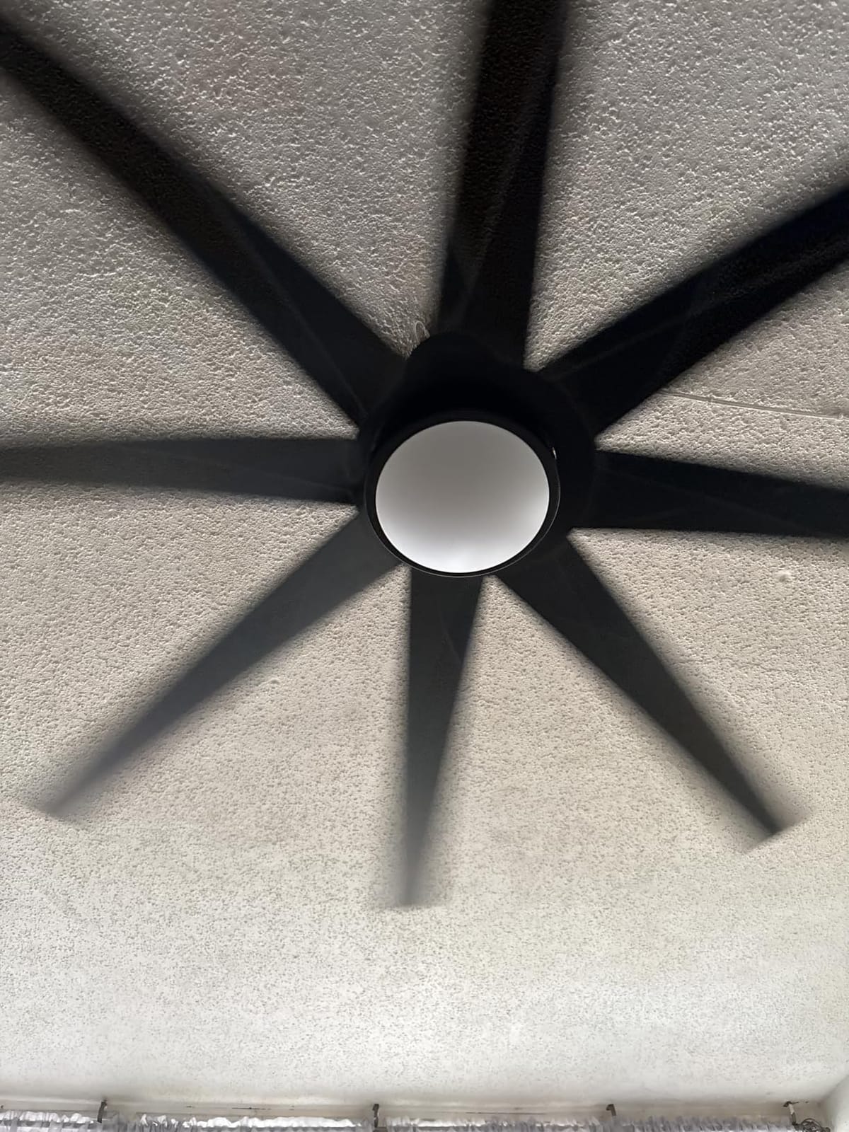 Fanbulous 72 inch Ceiling Ceiling Fan with Light and Remote, Black customer photo 1