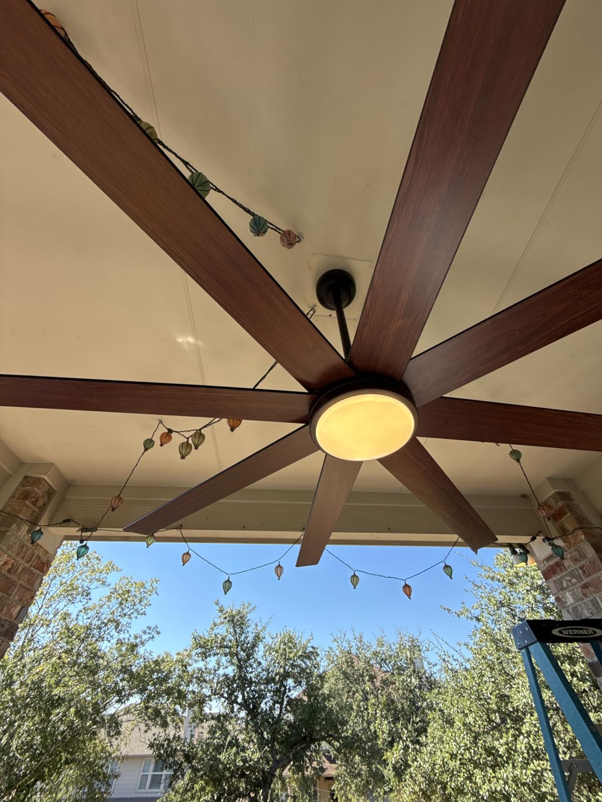 Fanbulous 72 inch Ceiling Ceiling Fan with Light and Remote, Black customer photo 2