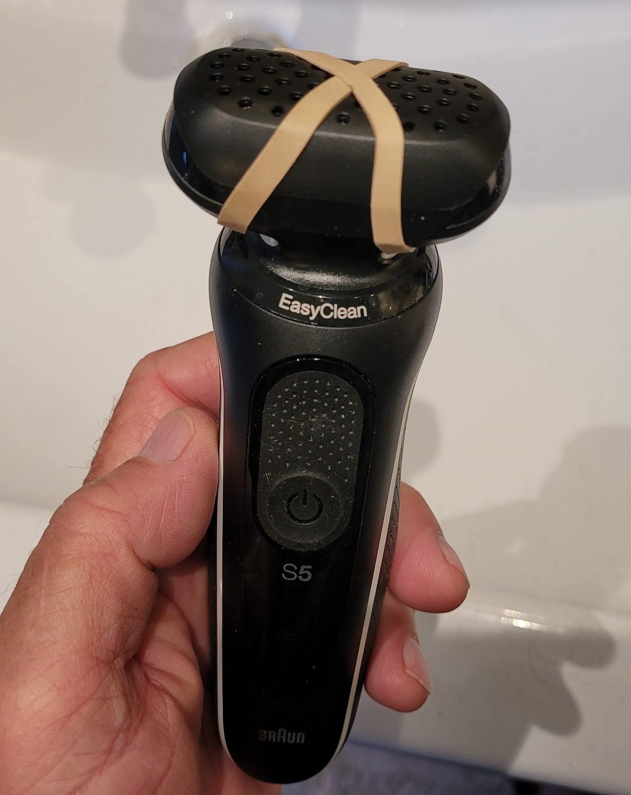 Braun Electric Shaver for Men, Series 5 5120s, Wet & Dry Shave, Turbo Shaving Mode, Foil Shaver customer photo 2