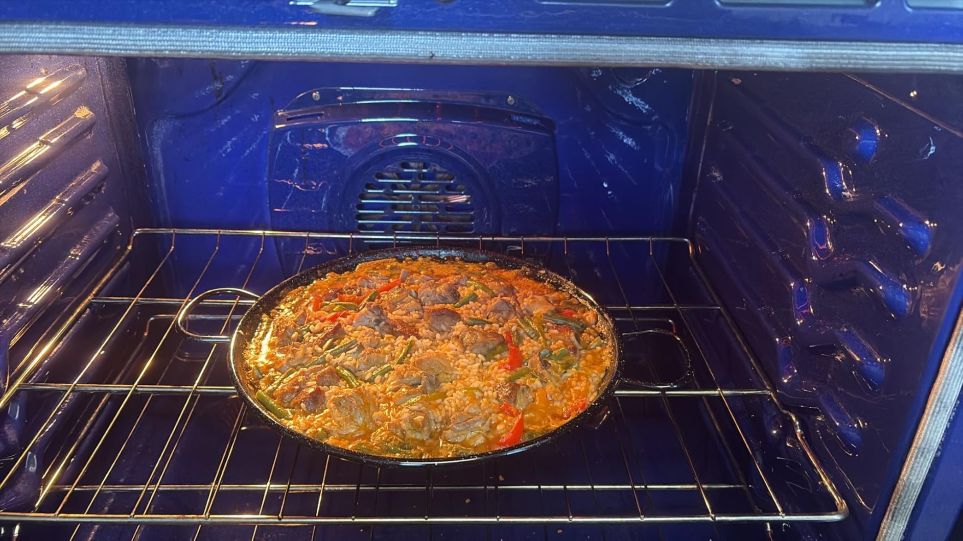 Paelluxe Paella Pan Enameled No-Rust Steel Skillet - 13 Inch, 6 Servings customer photo 2