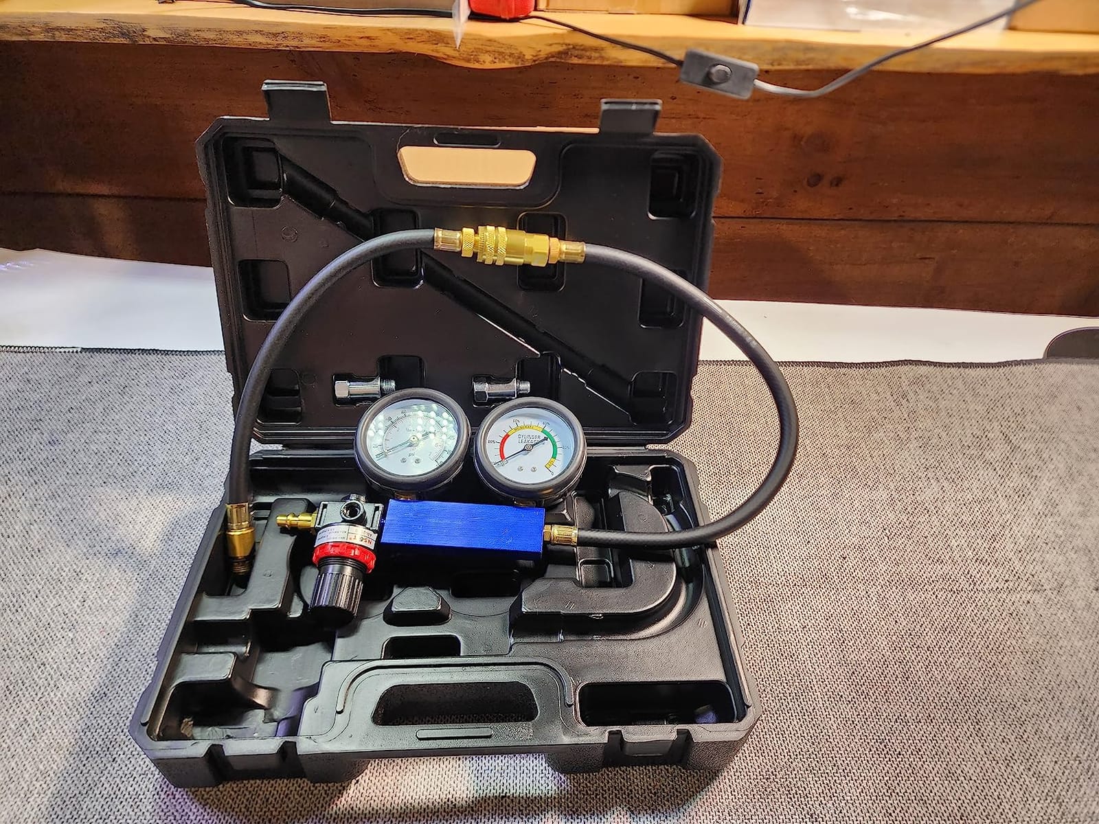 Cylinder Leak Down Tester Kit with Dual Gauges for Gasoline Engines customer photo 1