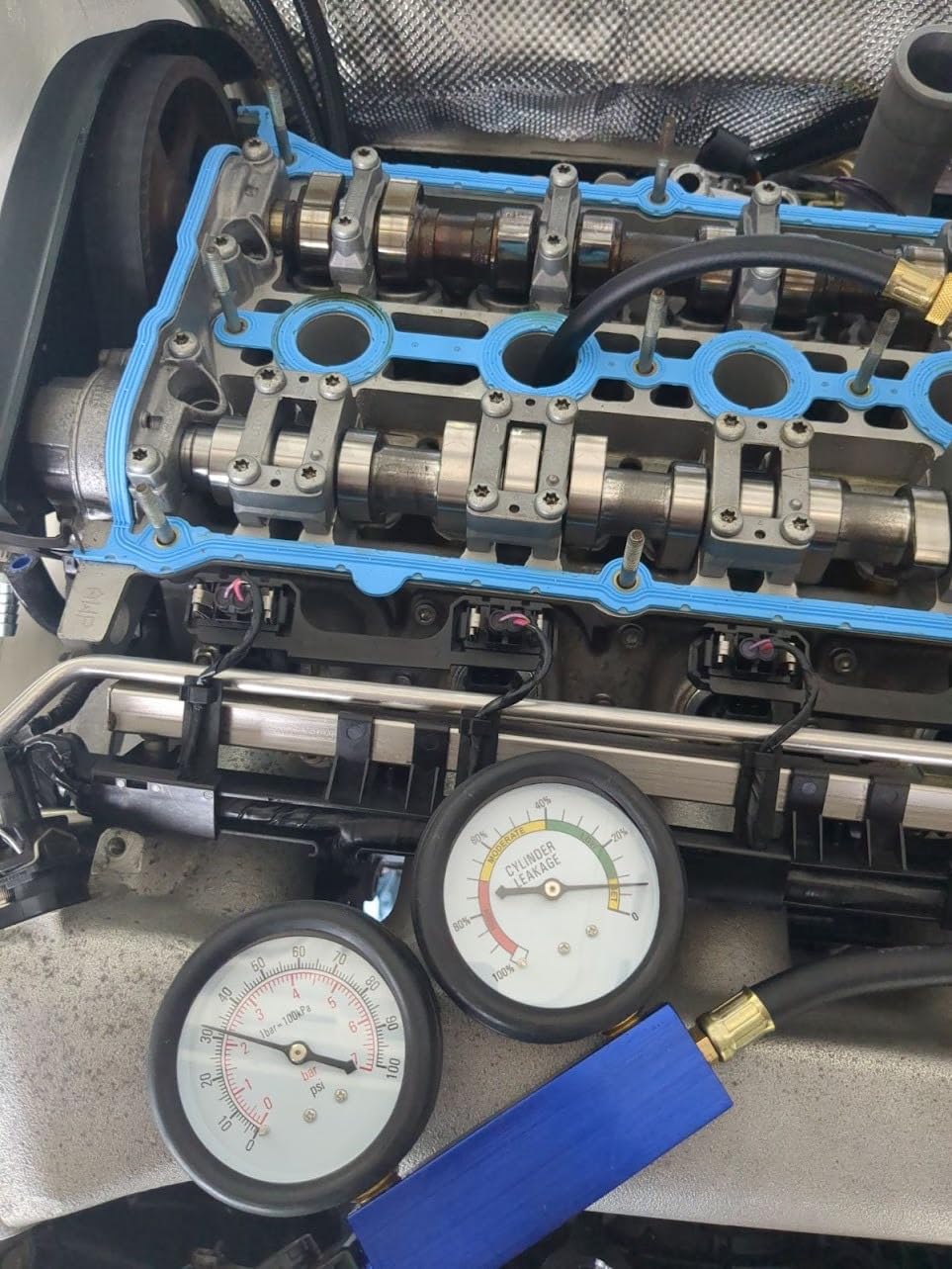 Cylinder Leak Down Tester Kit with Dual Gauges for Gasoline Engines customer photo 2