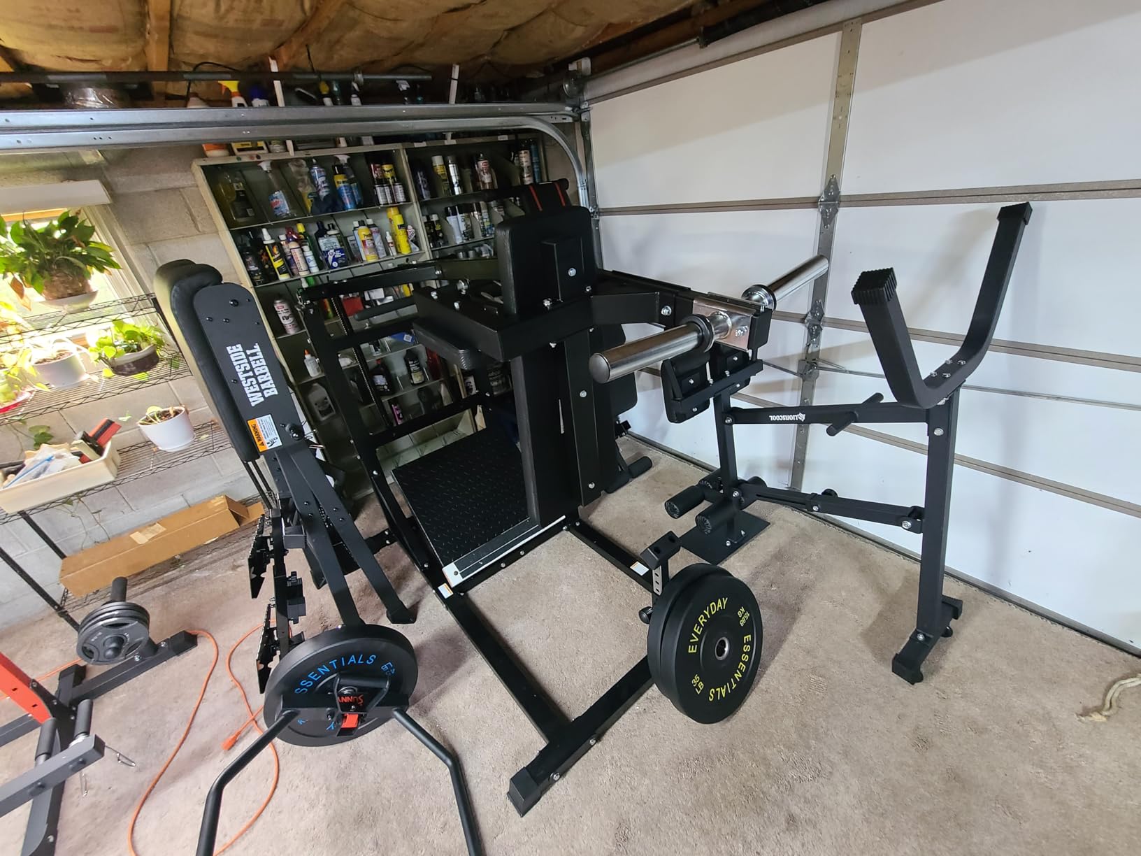 GMWD Pendulum Squat Machine, Plate Loaded Hack Squat Machine, Lower Body Strength Training, Leverage Squat Machine Home Gym customer photo 2