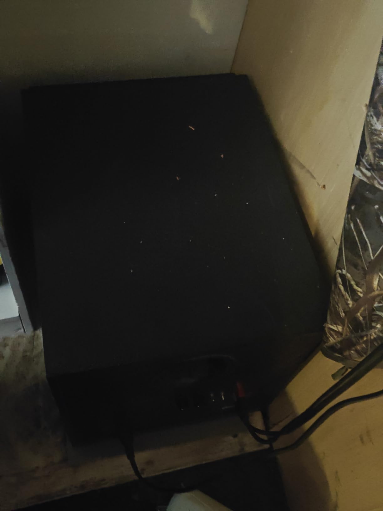 Klipsch RP-1200SW 800W Subwoofer with 12 Inch Cerametallic Driver with a WA-2 Wireless Subwoofer Kit (2023) customer photo 2