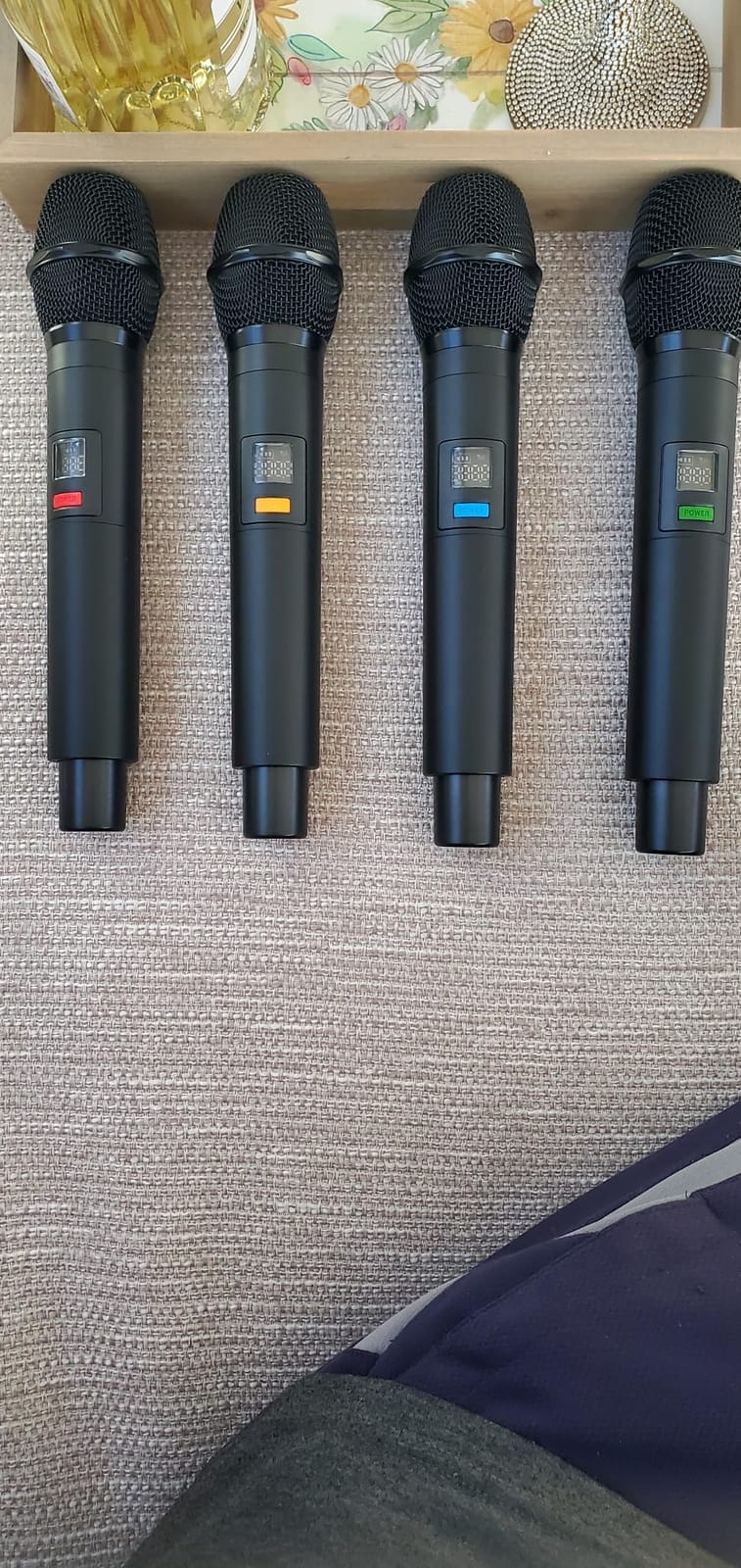 MELONARE 4x10 Freq. UHF Wireless Microphone System, 200FT Stable Signal | Cordless Handheld Mics, Microfono Inalambrico for Singing, Wedding, Karaoke, Church, DJ Events, Party MWM-41-4H customer photo 2