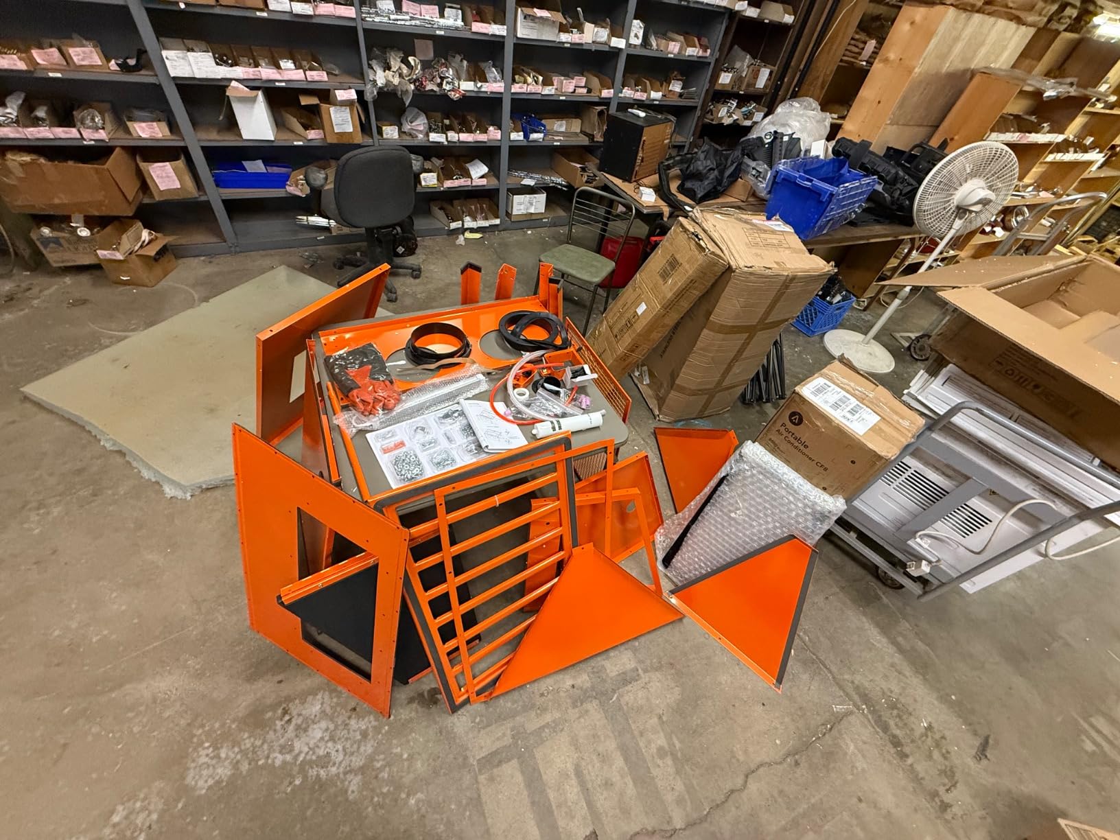 90 Gallon Sandblasting Cabinet with 1.8 Gallon Dust Collection System, 40-120PSI Sand Blasting Cabinet with Stand, Heavy Duty Sand Blaster with Blasting Gun & 4 Nozzles for Paint, Rust Removal customer photo 1